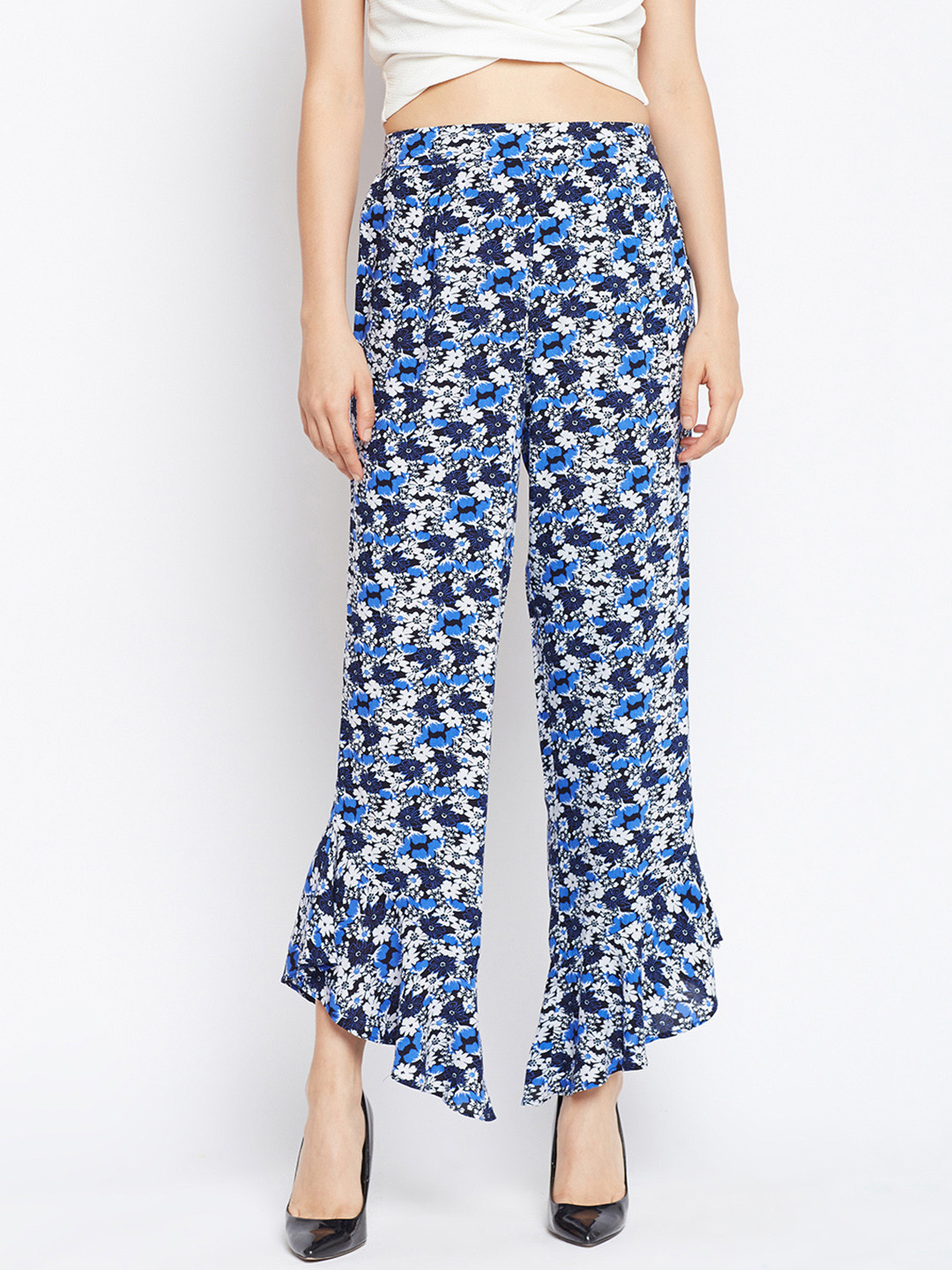 

Oxolloxo Women Blue Regular Fit Printed Regular Trousers