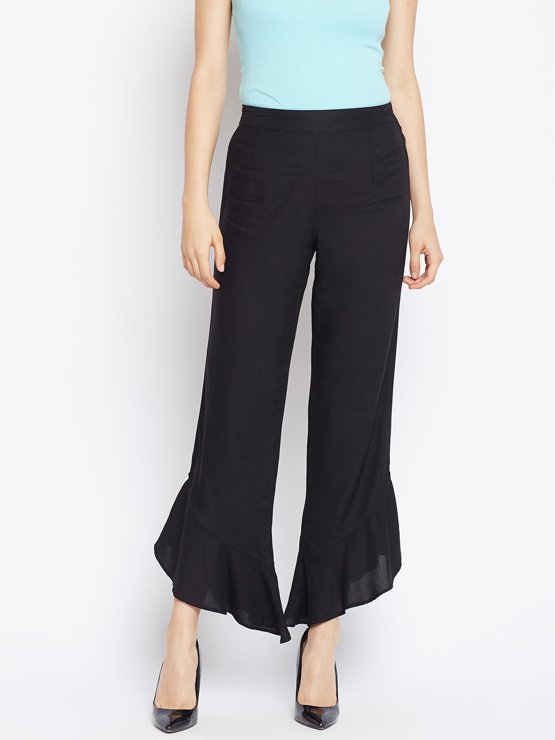 

Oxolloxo Women Black Regular Fit Solid Regular Trousers