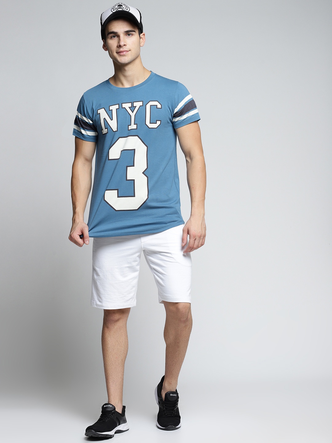 

Difference of Opinion Men Blue Printed Round Neck Pure Cotton T-shirt