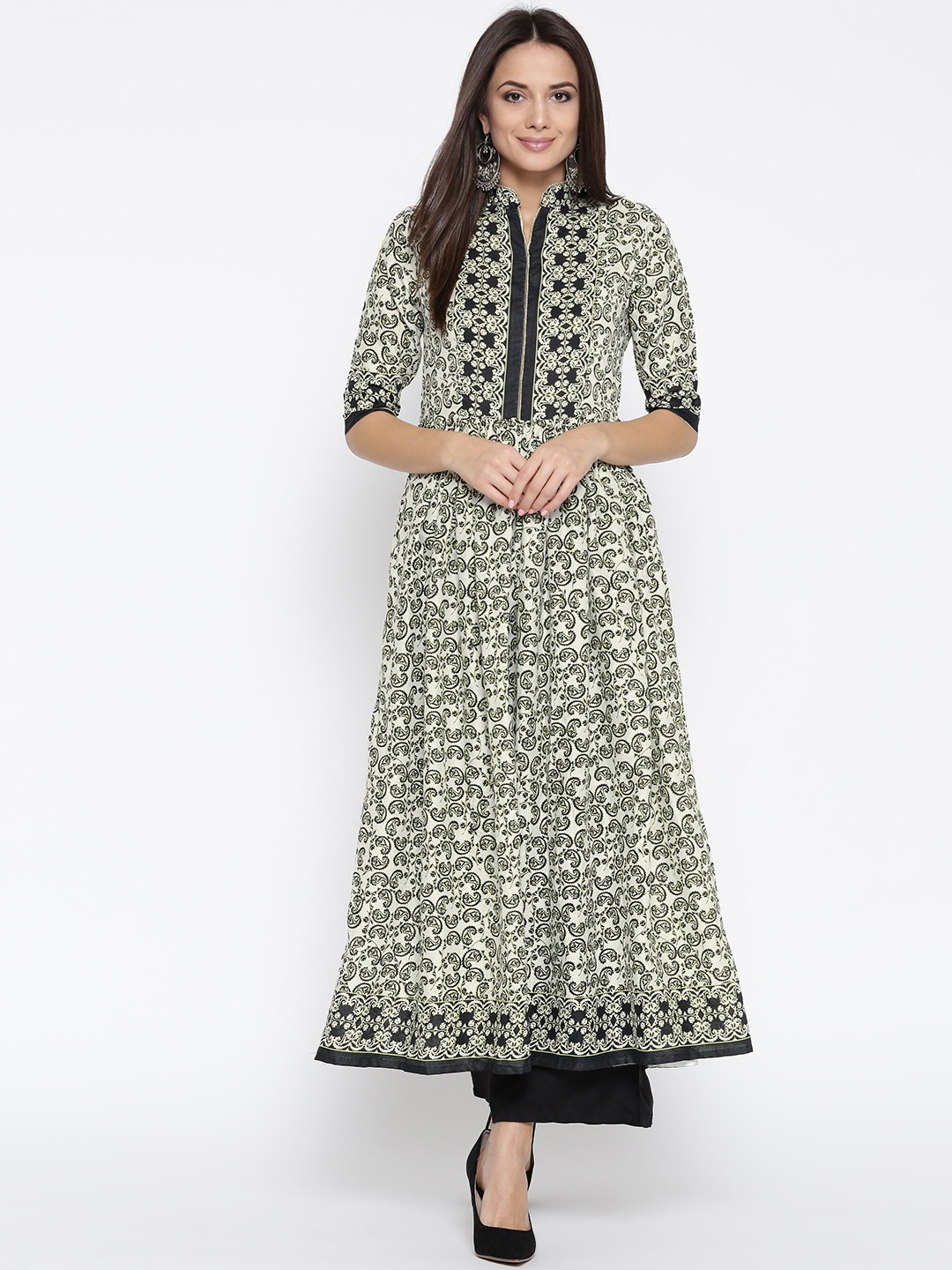 

Sera Women White & Black Printed Anarkali Kurta
