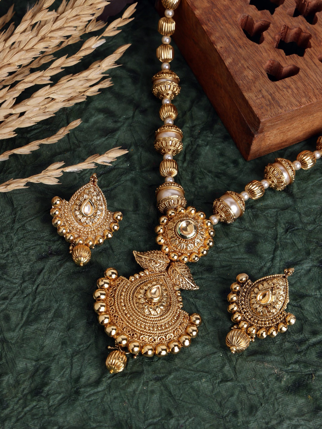 

PANASH Gold-Plated Handcrafted Jewellery Set