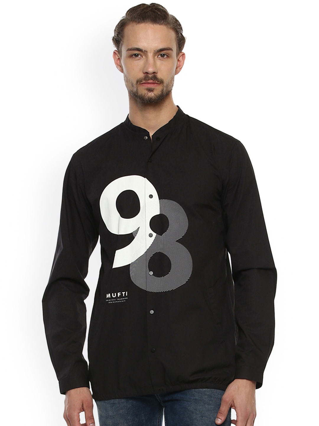 

Mufti Men Black & White Slim Fit Printed Casual Shirt