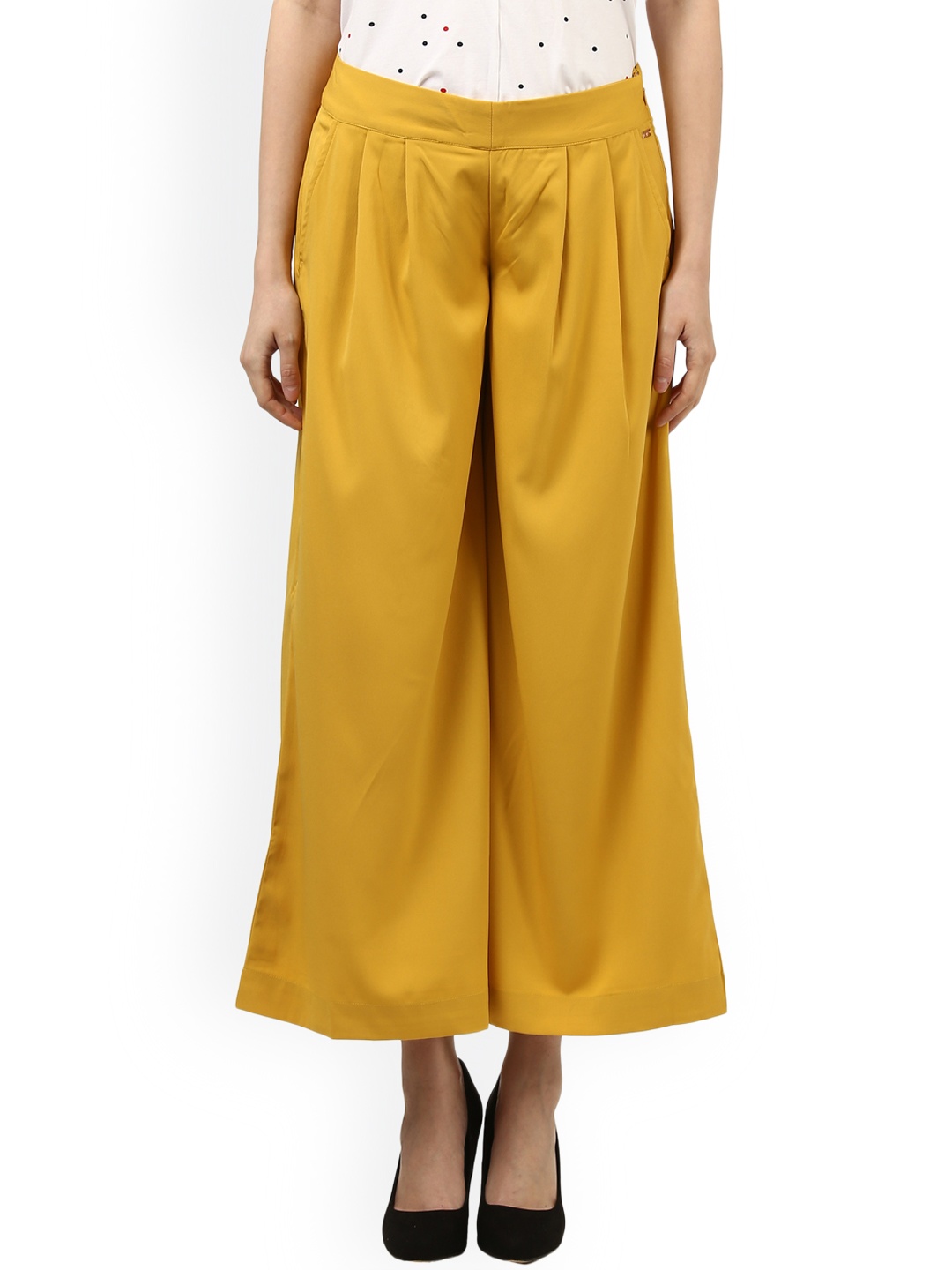 

Park Avenue Women Yellow Regular Fit Solid Culottes