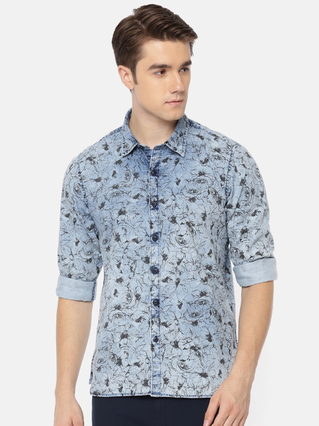 

Pepe Jeans Men Blue Regular Fit Printed Denim Casual Shirt