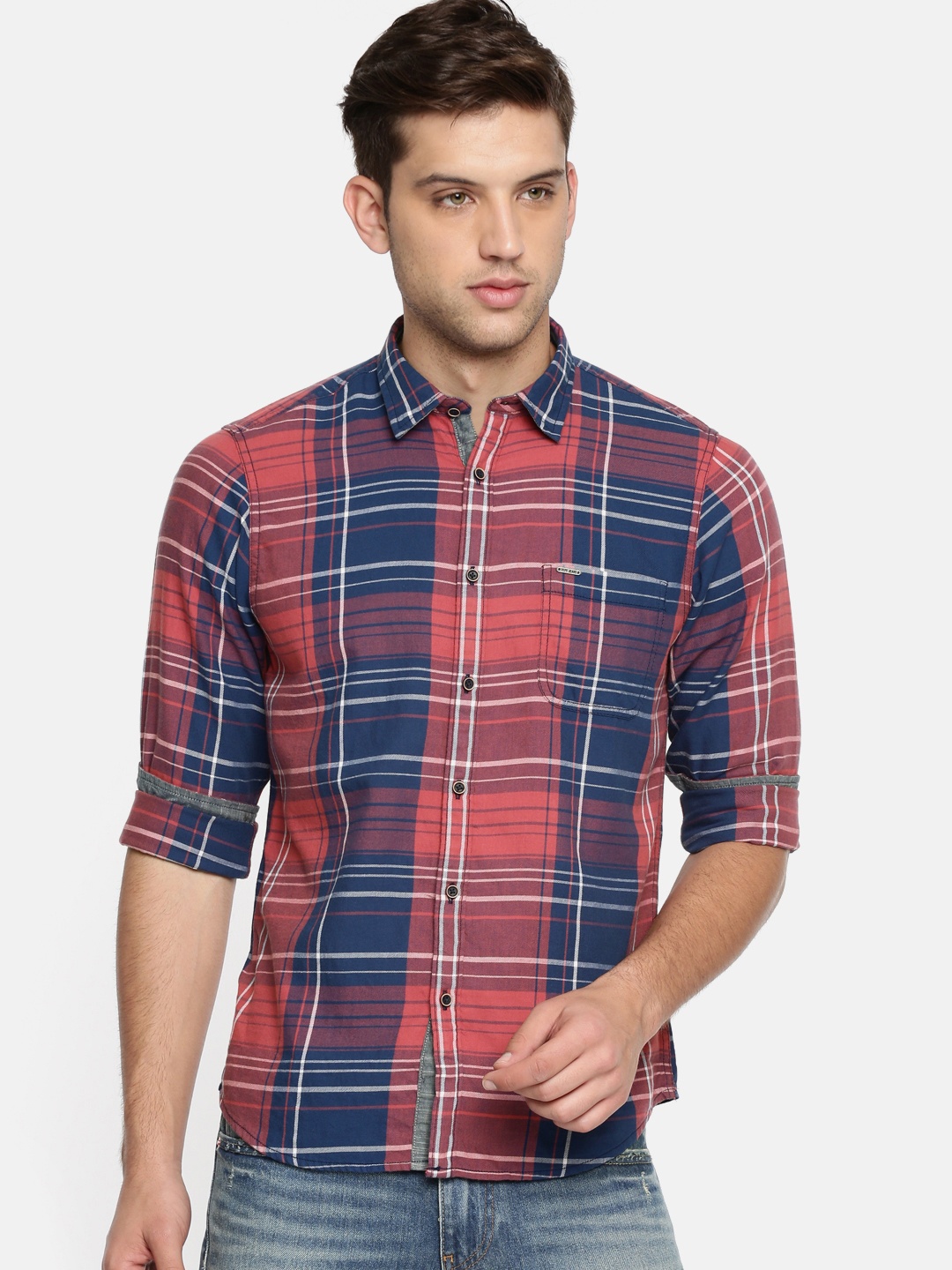 

Pepe Jeans Men Navy Blue & Red Regular Fit Checked Casual Shirt