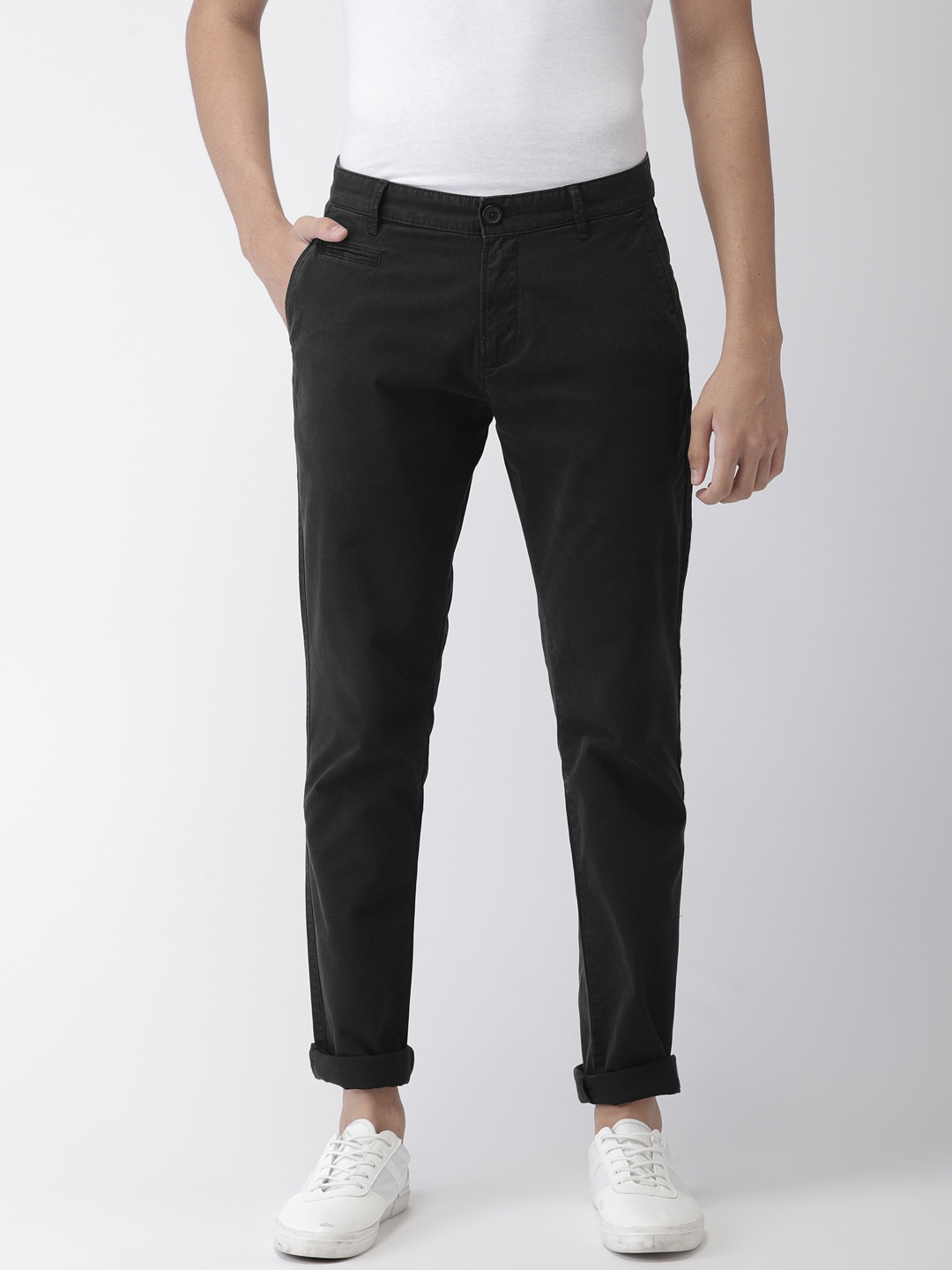 

Aeropostale Men Black Trousers