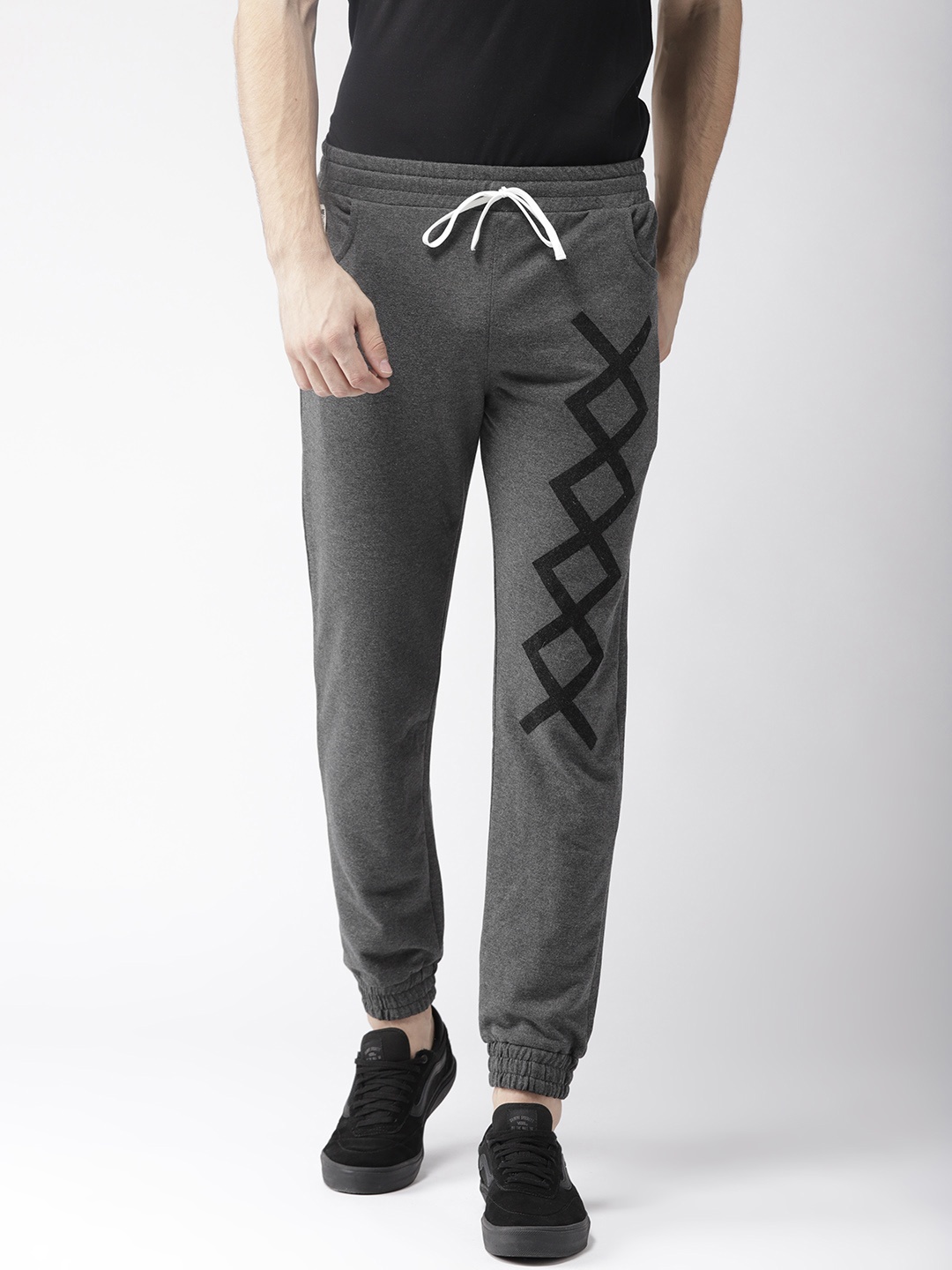 

Hubberholme Men Charcoal Grey Printed Slim Fit Joggers