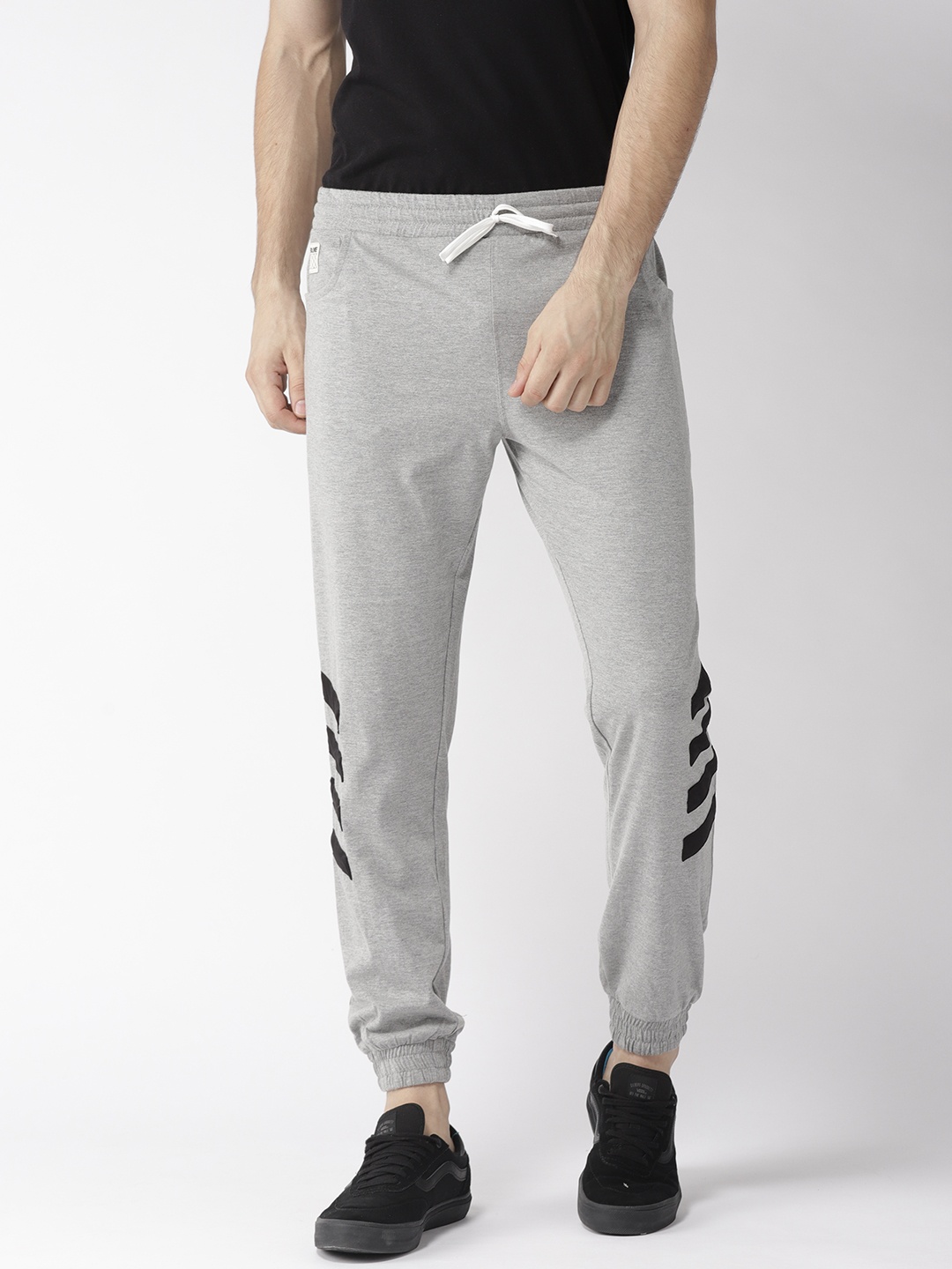 

Hubberholme Men Grey Melange Solid Slim Fit Joggers