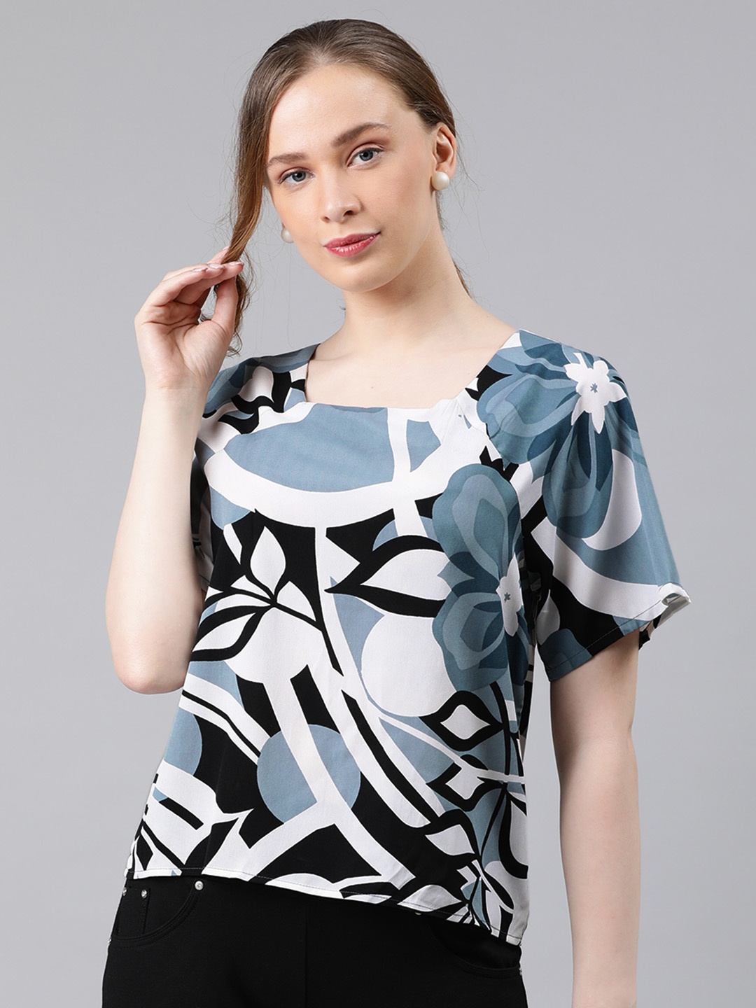 

Harpa Women Blue & White Floral Printed Top