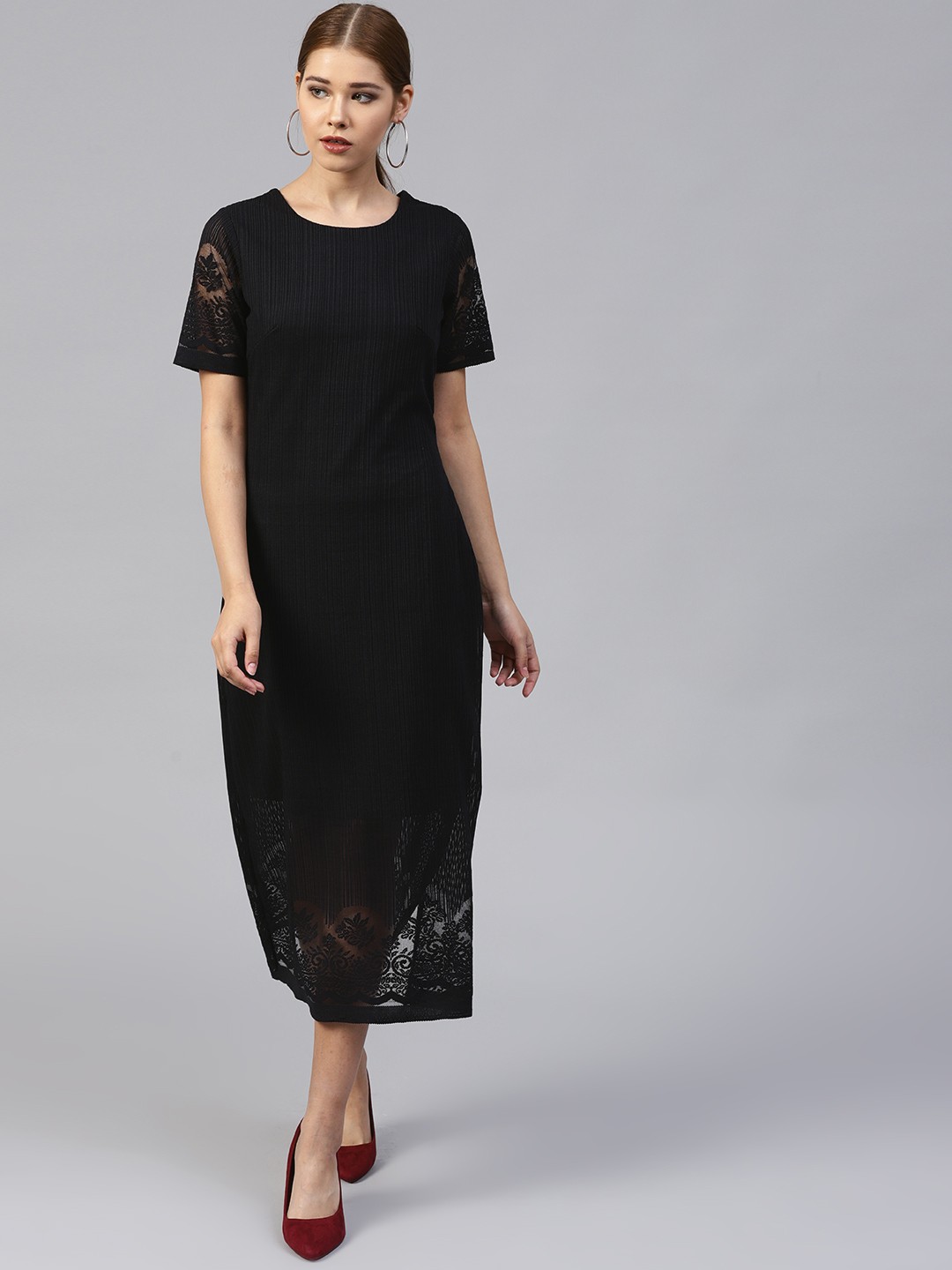 

Athena Women Black Solid Sheath Dress