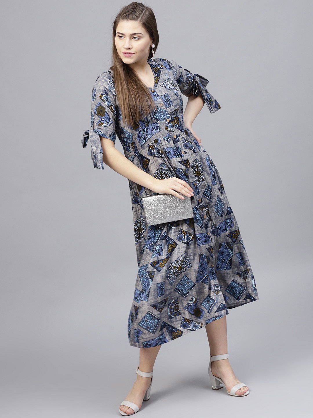 

Athena Women Grey & Blue Printed A-Line Dress