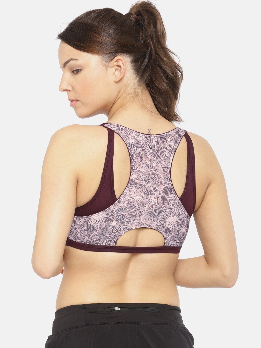 Enamor Red Solid Non-Wired Non Padded Sports Bra