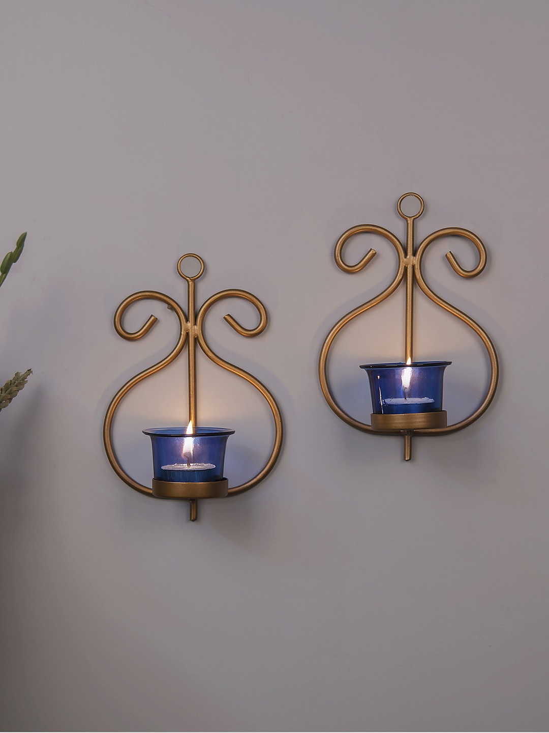 

Homesake Gold-Toned & Blue Candle Holders