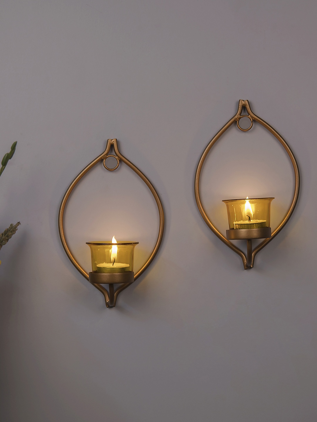 

Homesake Gold-Toned & Yellow Set Of 2 Candle Holders