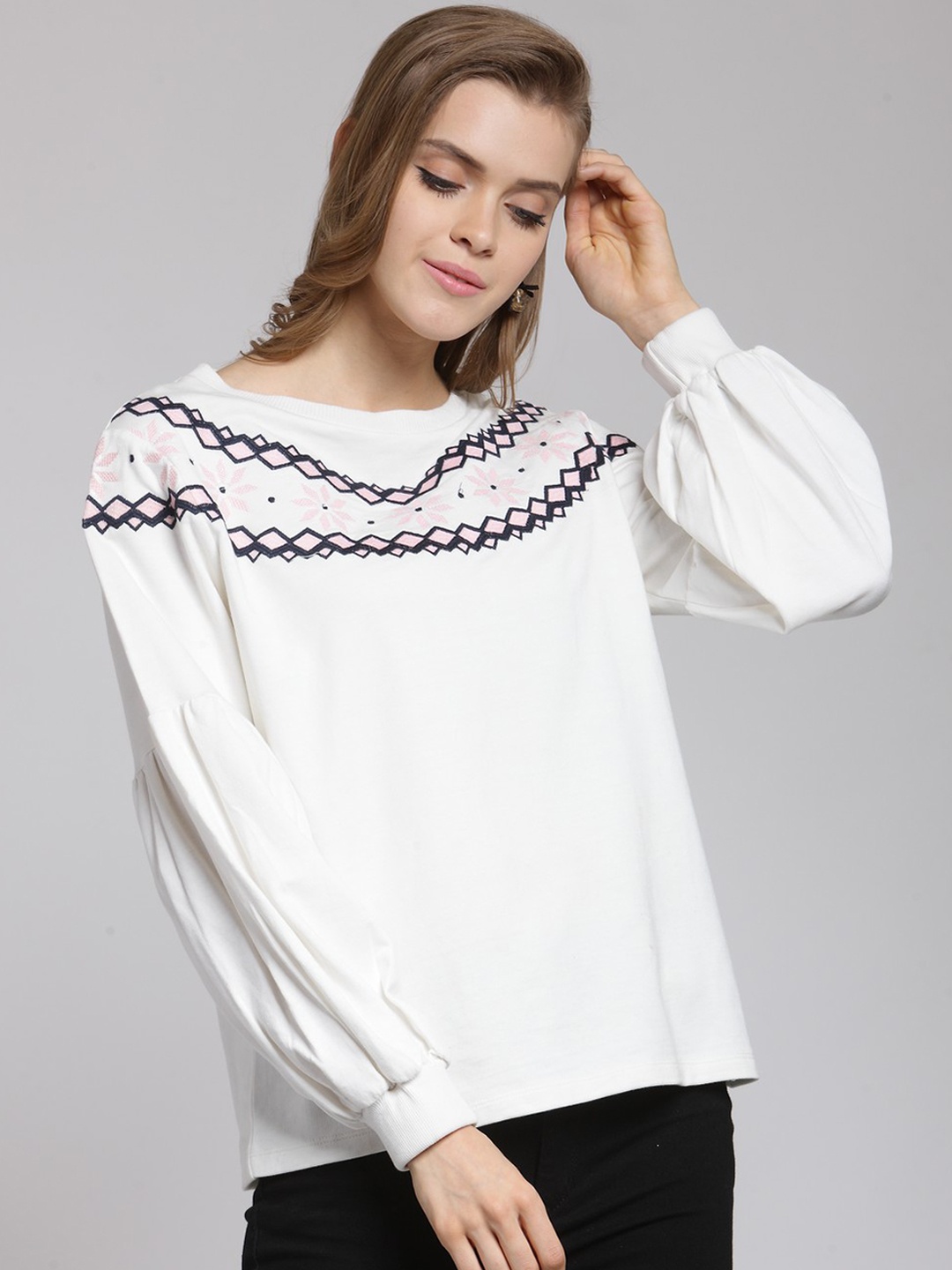 

plusS Studio Burgundy Ruffles Top, White