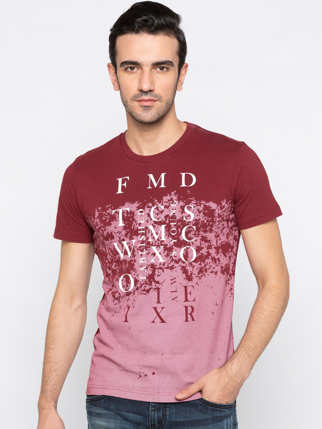 

Globus Men Maroon Printed Round Neck T-shirt