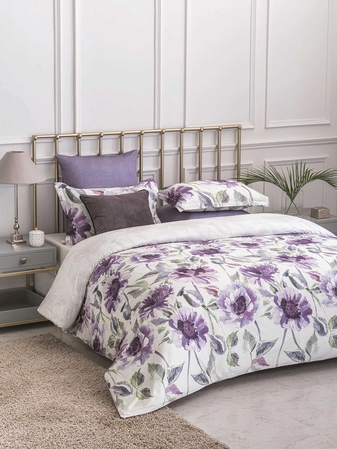 

DDecor Purple Floral Flat 144 TC Cotton 1 King Bedsheet with 2 Pillow Covers