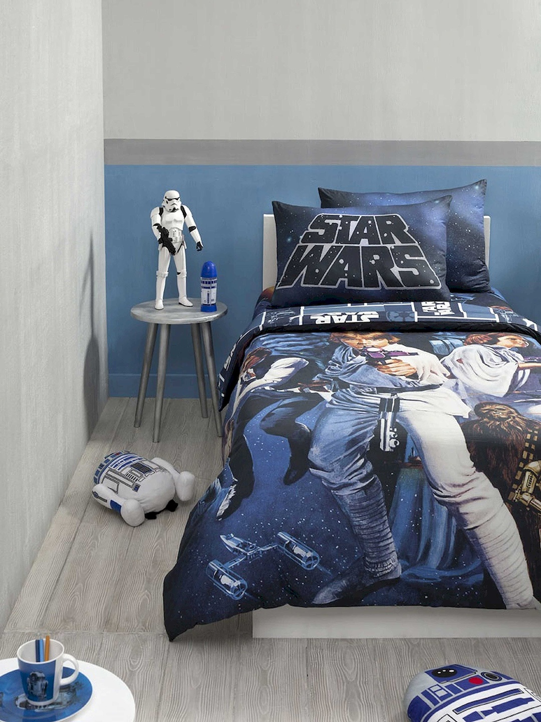 

DDecor Blue Cartoon Characters Flat 180 TC Cotton 1 Bedsheet with 2 Pillow Covers