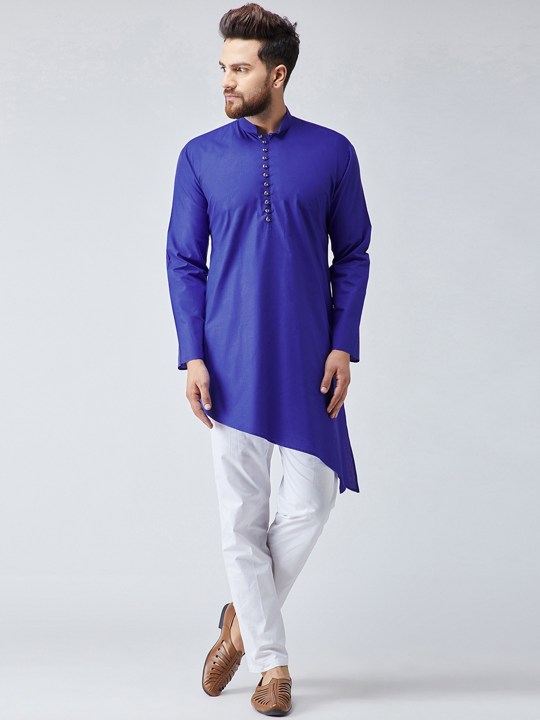 

SOJANYA Men Blue & White Solid Kurta with Pyjamas