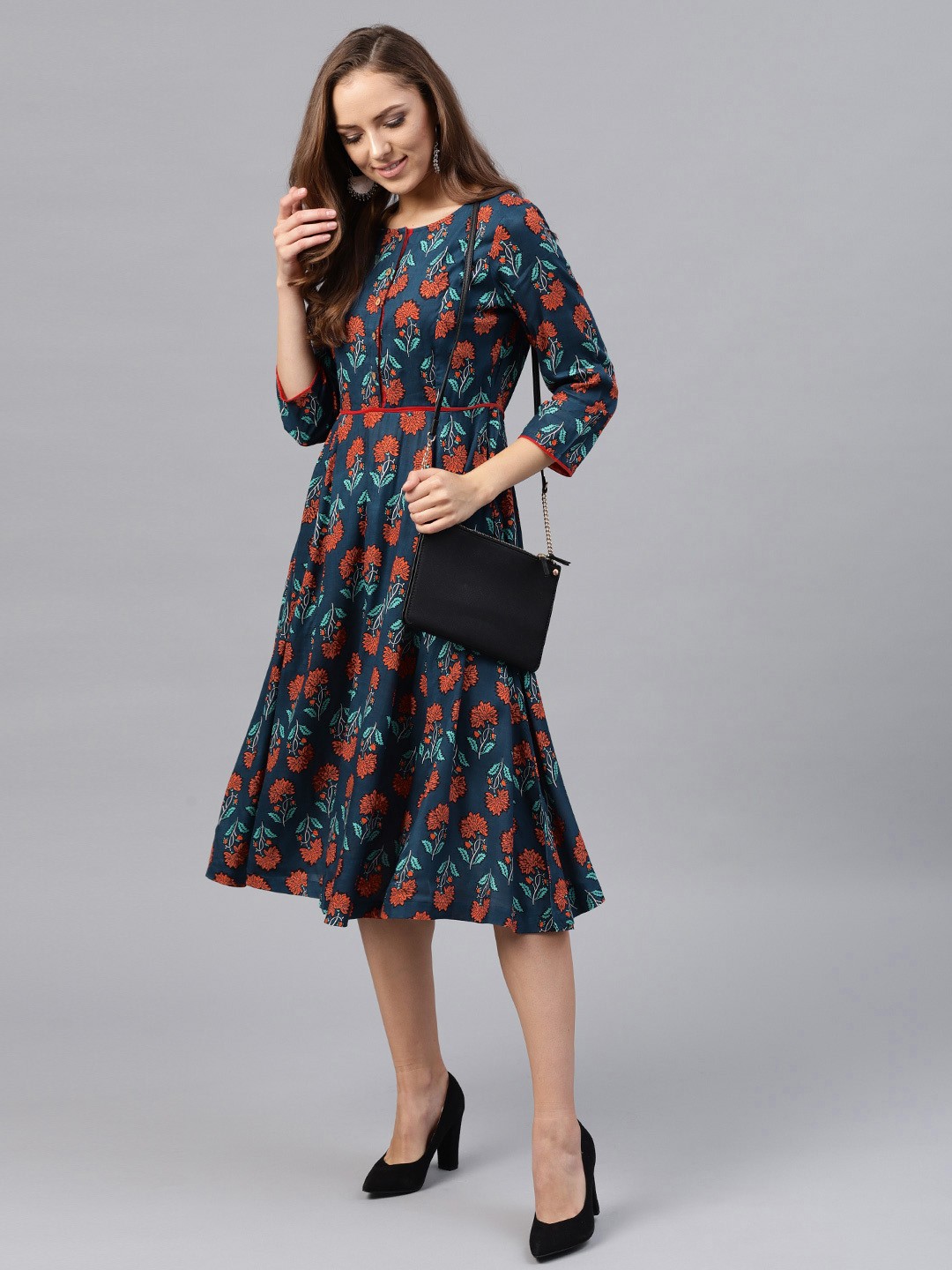 

SASSAFRAS Teal Blue Floral Printed Fit & Flare Dress