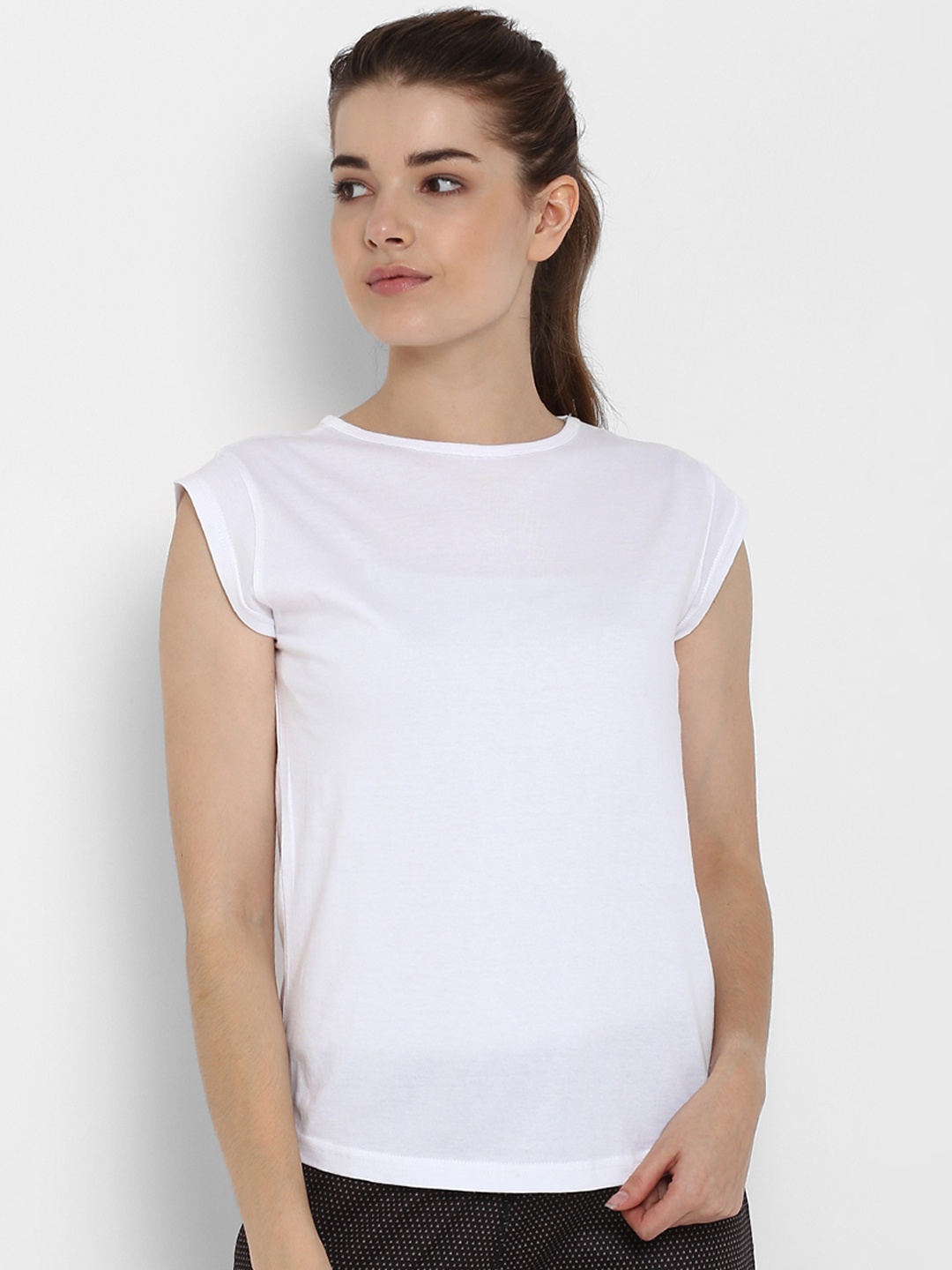 

appulse Women White Solid Round Neck T-shirt