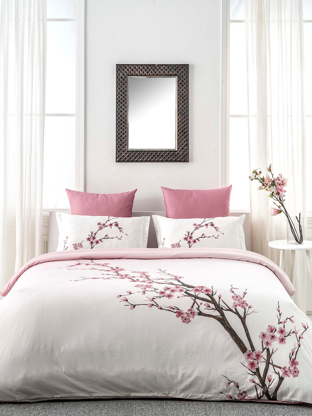 

DDecor Pink Cotton 180 TC Printed Bedding Set