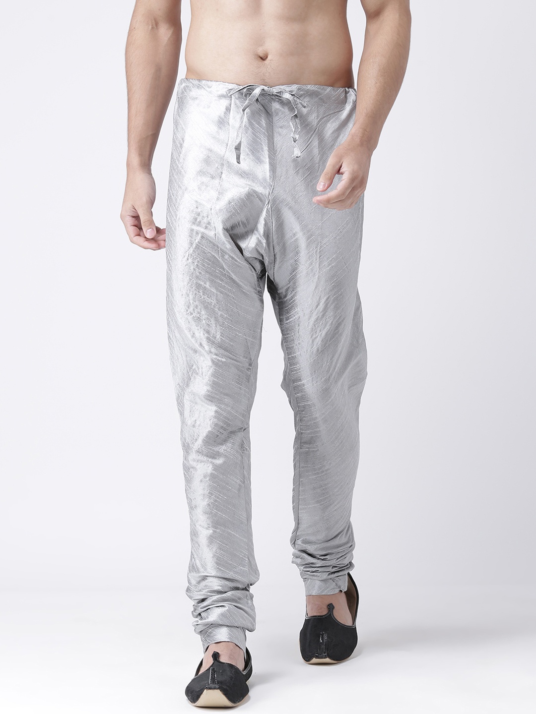 

DEYANN Men Silver-Coloured Solid Churidar