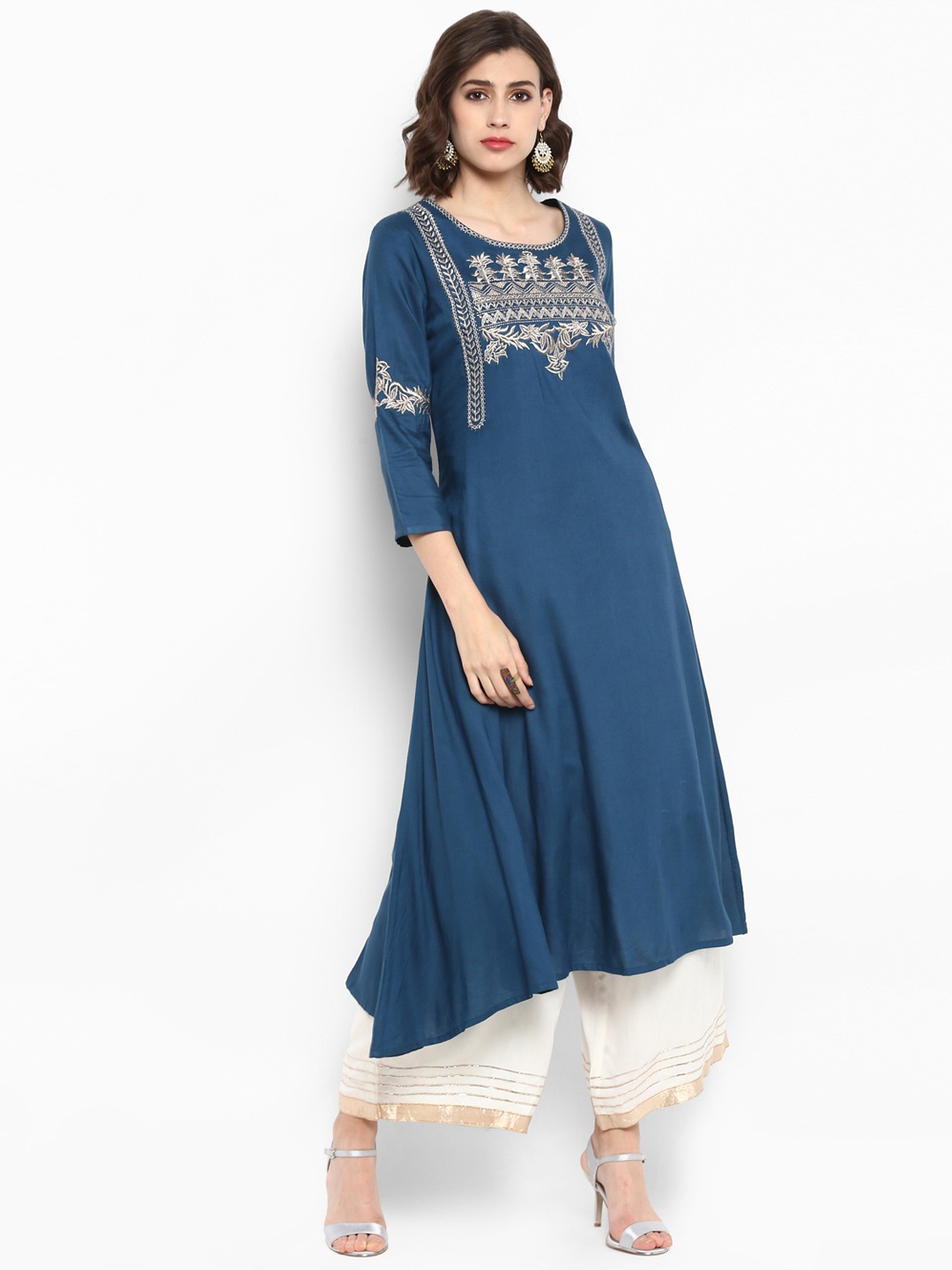 

Varanga Women Navy Blue & White Embroidered Kurta with Palazzos