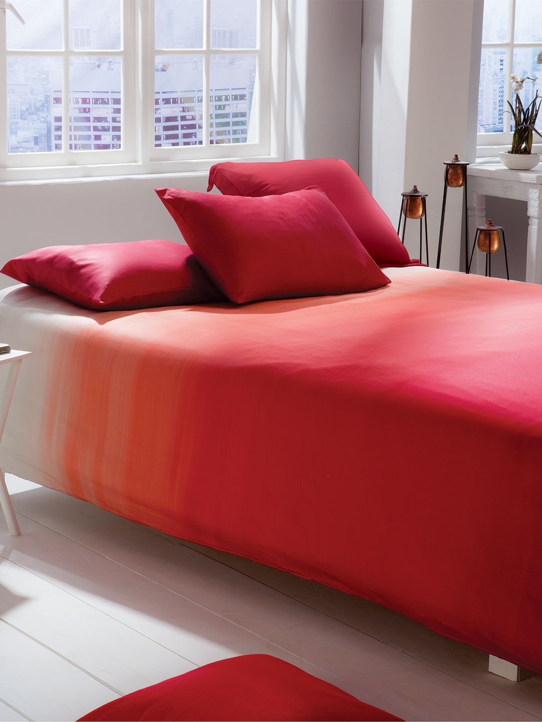 

DDecor Red Solid Mild Winter 210 GSM Double Bed Comforter