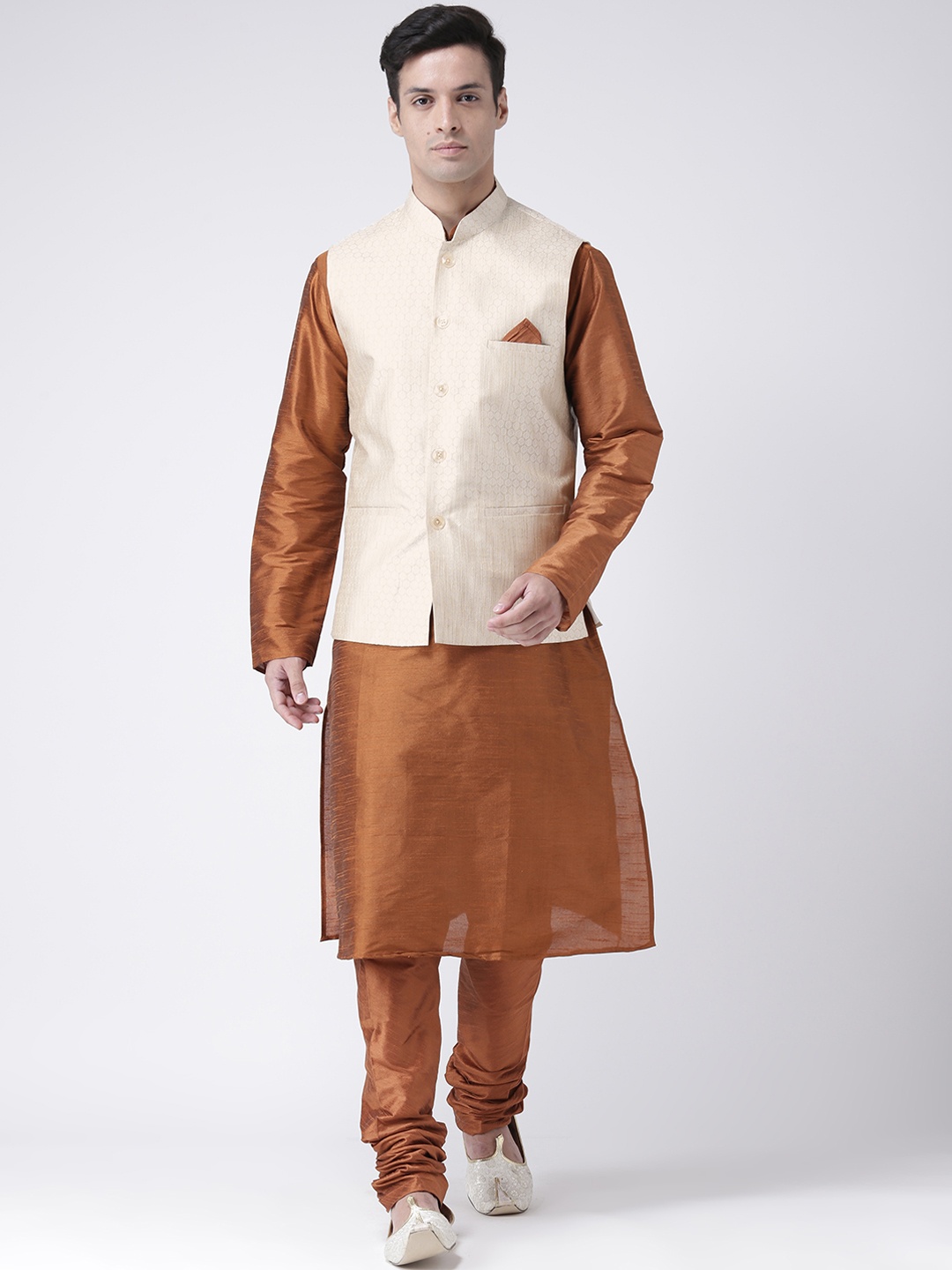 

DEYANN Men Copper-Toned Self Design Kurta with Churidar & Nehru Jacket