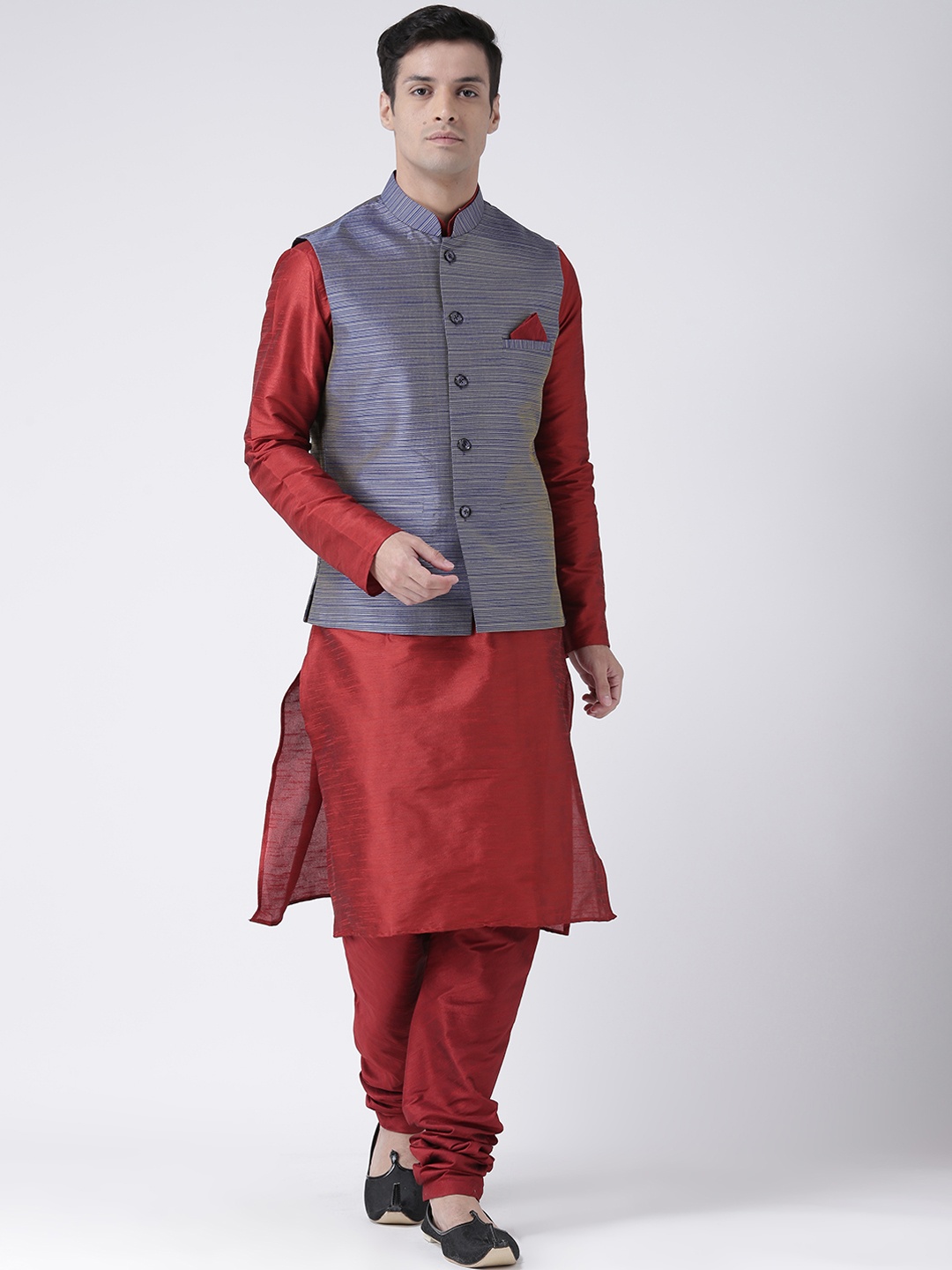 

DEYANN Men Maroon Striped Kurta with Churidar & Nehru Jacket