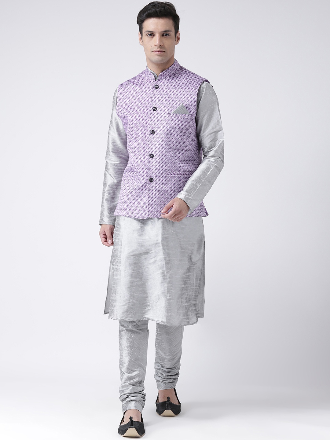 

DEYANN Men Silver-Toned Self Design Kurta with Churidar & Nehru Jacket