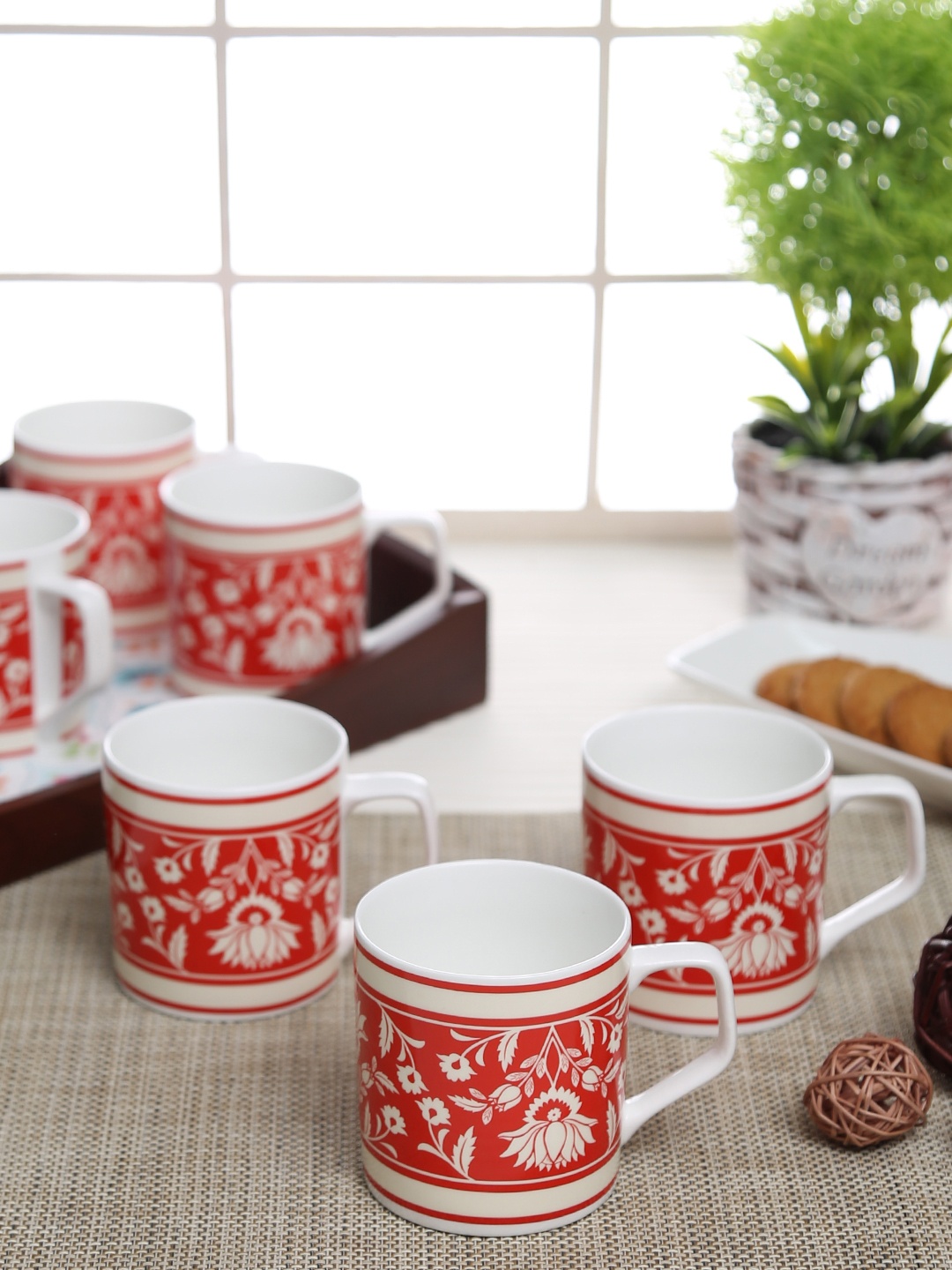 

India Circus Set of 6 Red & Cream-Coloured 6-Pieces Printed Bone China Cups