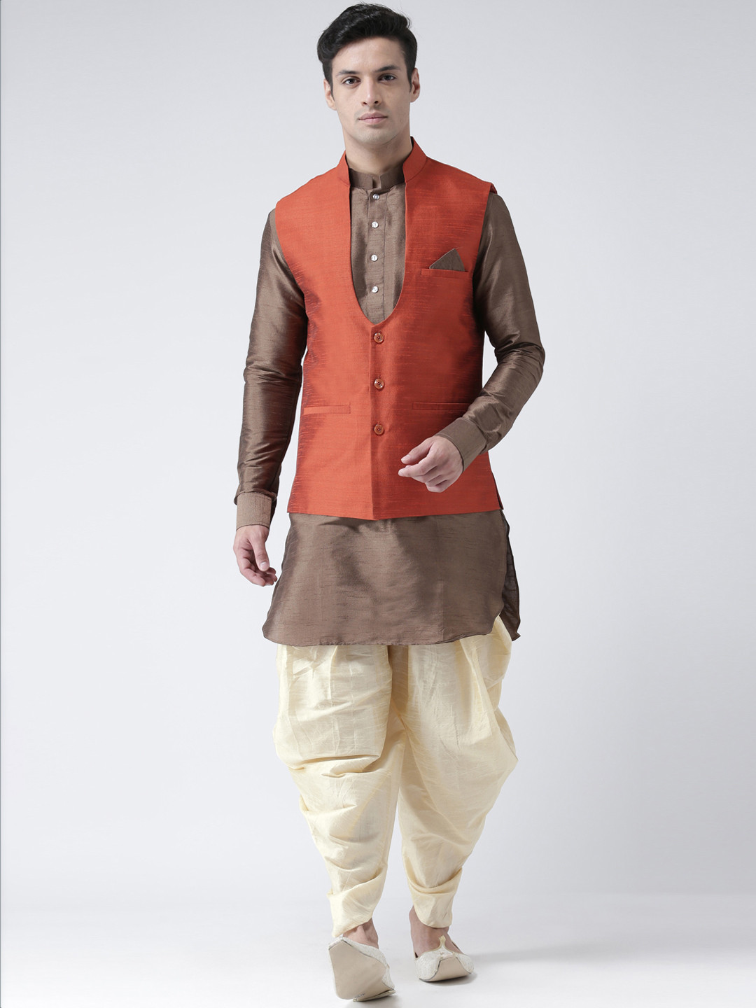 

DEYANN Men Orange & Brown Solid Kurta with Patiala