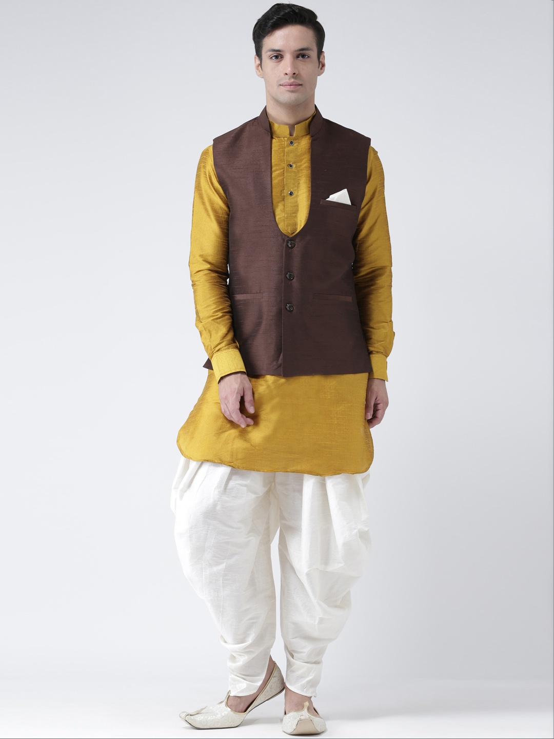 

DEYANN Men Brown & Yellow Solid Kurta with Patiala