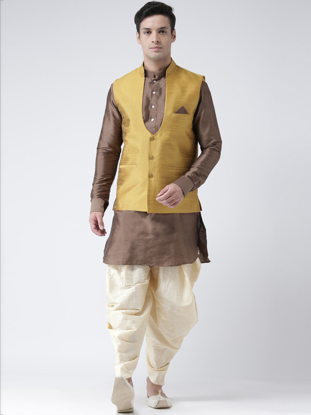 

DEYANN Men Yellow & Brown Solid Kurta with Patiala