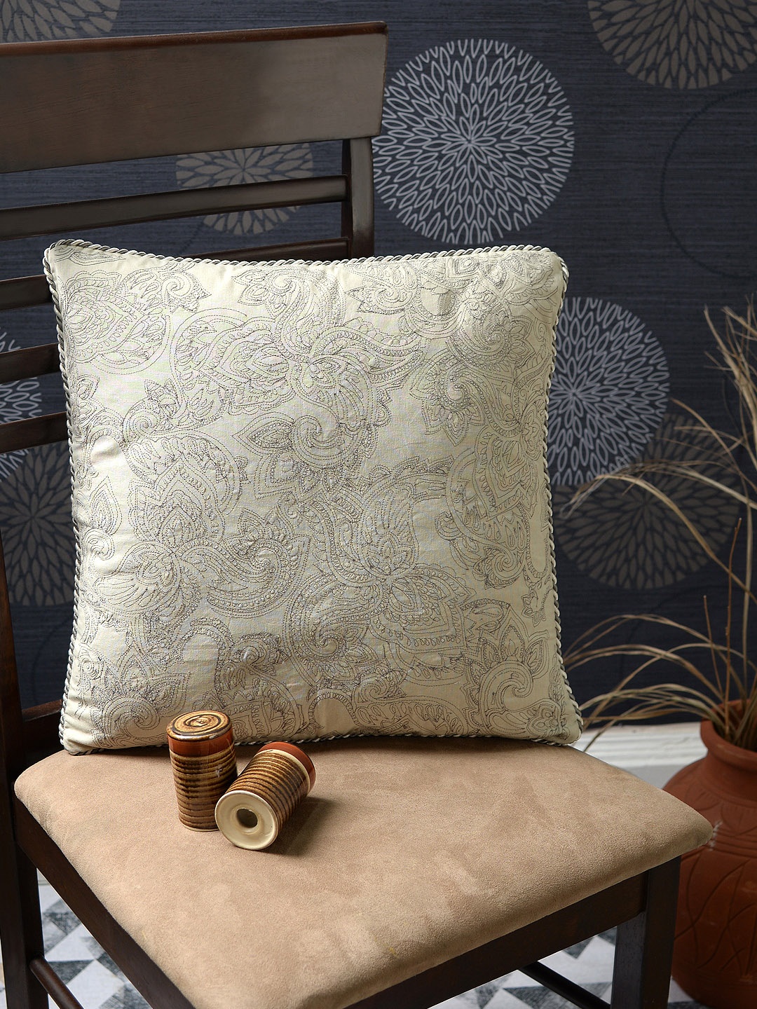 

Deco Window Grey Ethnic Motifs Square Cushion Covers