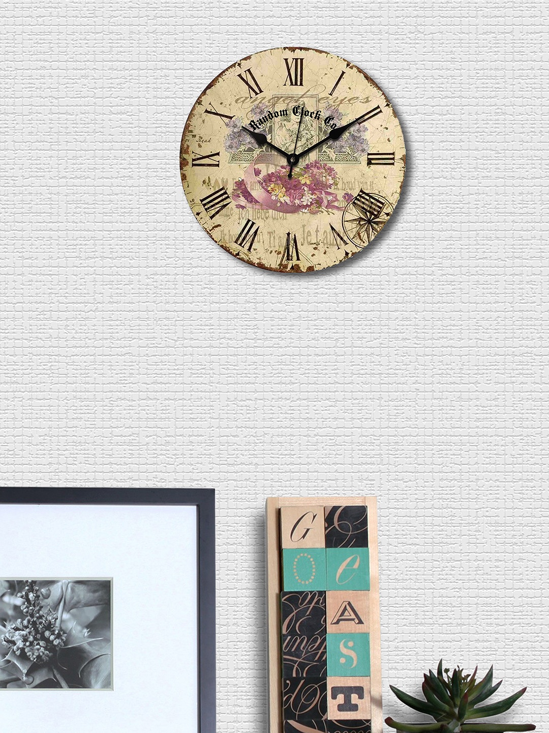 

RANDOM Khaki Round Printed 29.21 cm Analogue Wall Clock