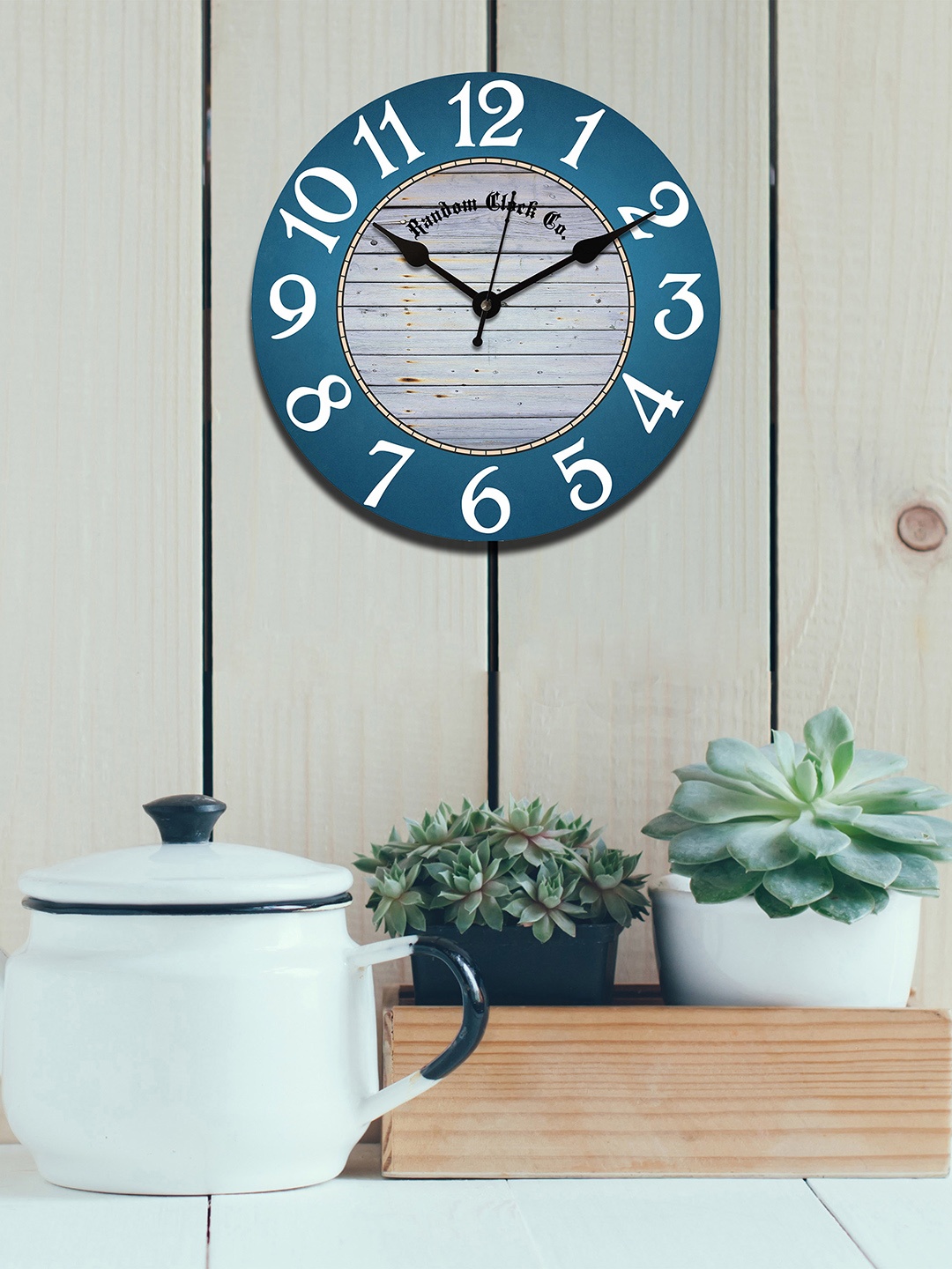 

RANDOM Teal Round Printed 29.21 cm Analogue Wall Clock