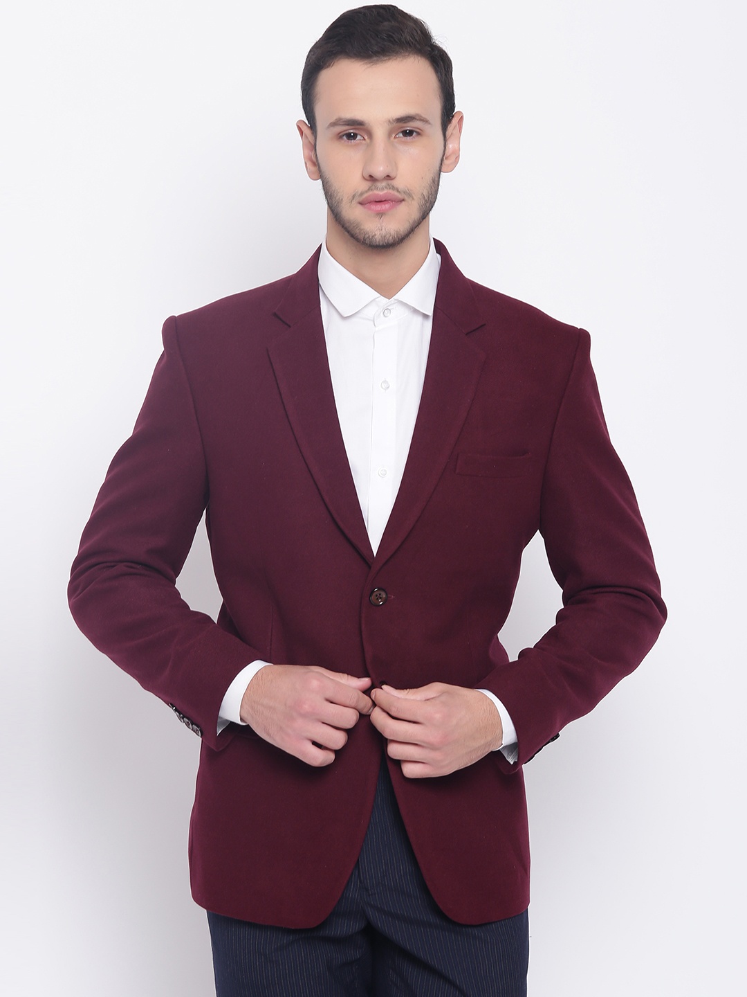 

PLATINUM Studio Maroon Solid Single-Breasted Regular Fit Casual Blazer