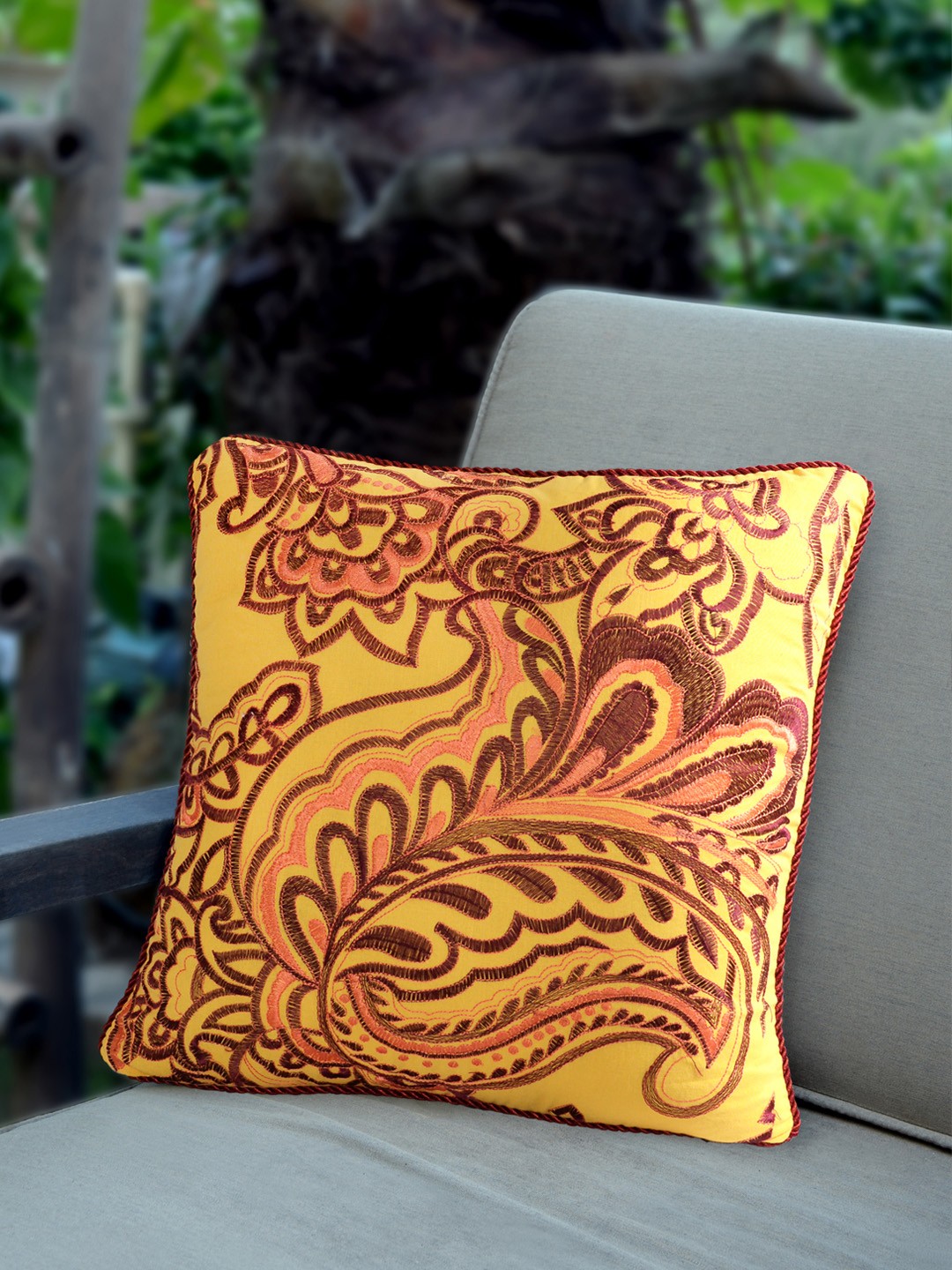 

Deco Window Yellow & Maroon Single Floral Square Cushion Cover