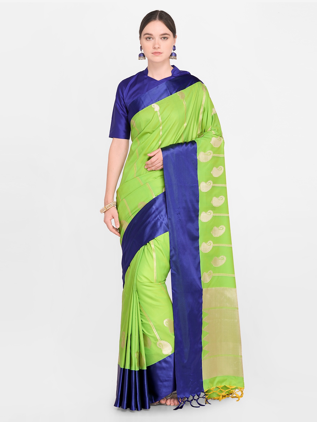 

Varkala Silk Sarees Green & Blue Silk Blend Woven Design Kanjeevaram Saree