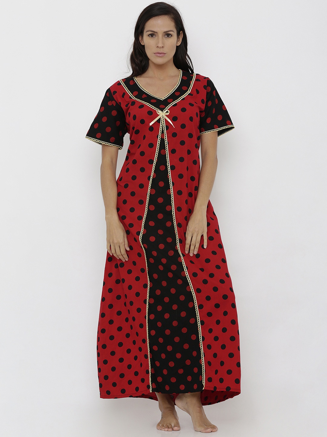 

Pretty Awesome Red & Black Printed Nightdress PTAS60