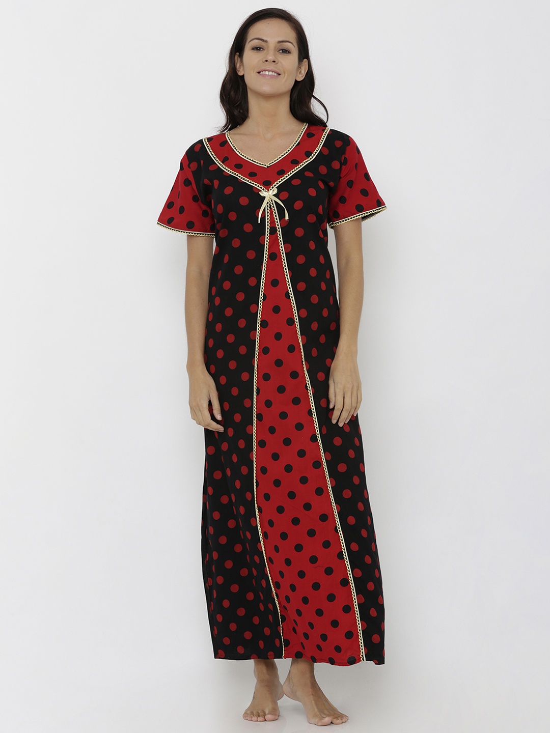 

Pretty Awesome Black & Red Printed Nightdress PTAS59