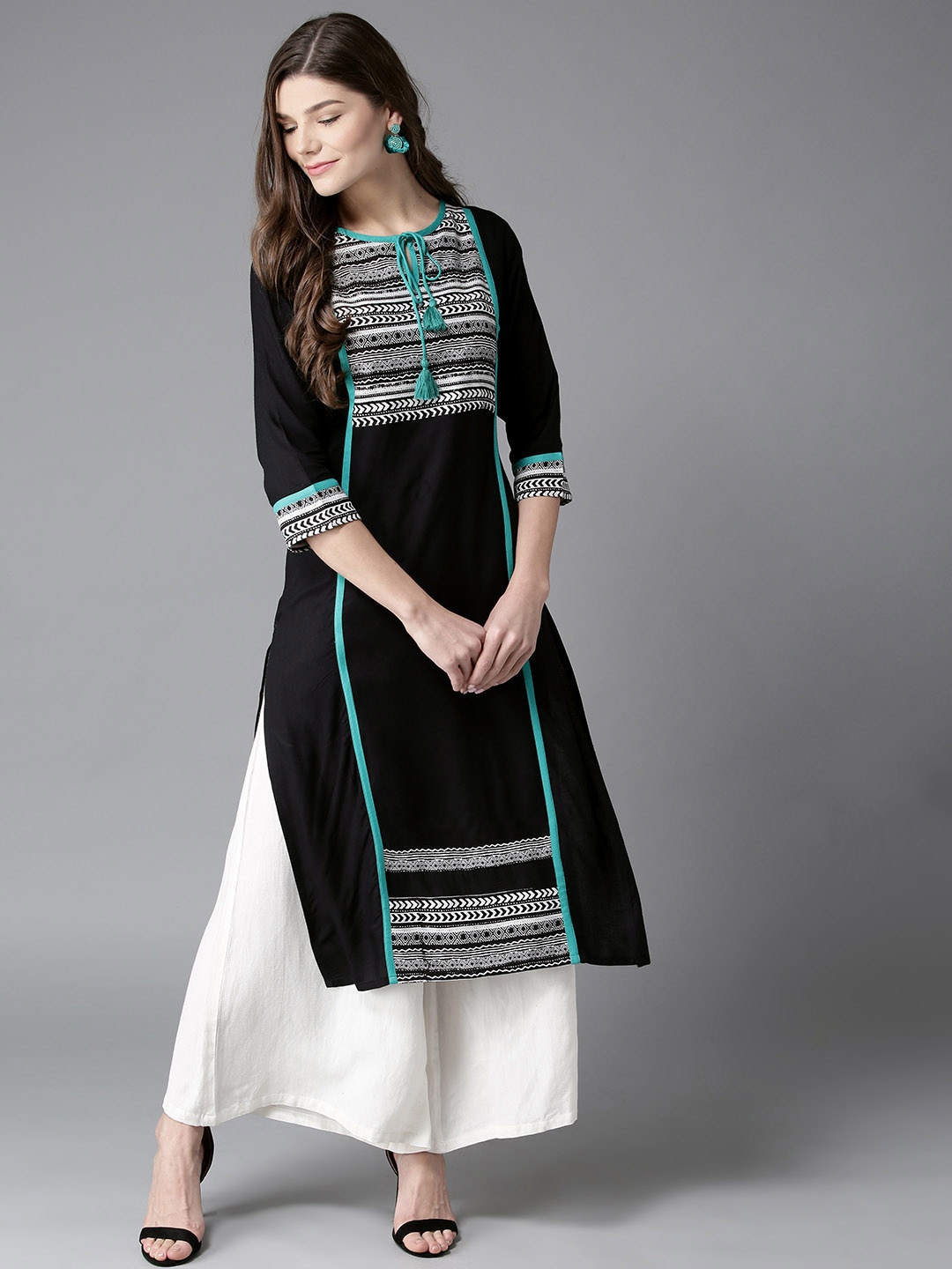 

HERE&NOW Women Black & White Yoke Design Straight Kurta