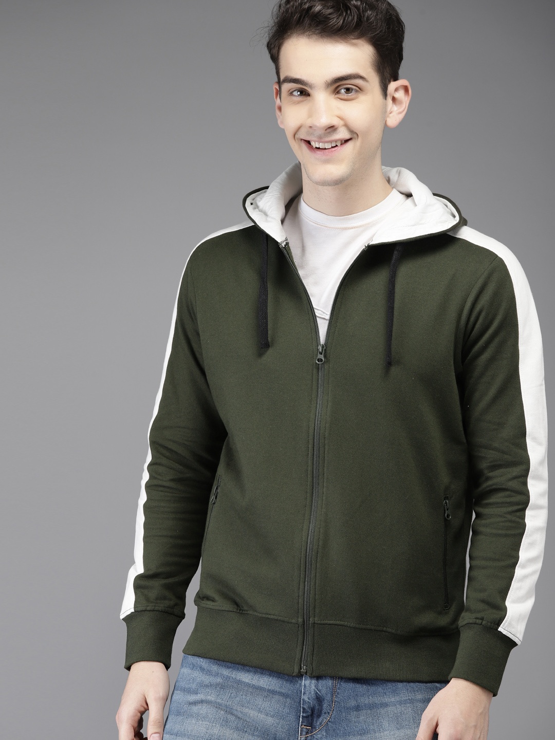 

HERE&NOW Men Olive Green Solid Hooded Sweatshirt