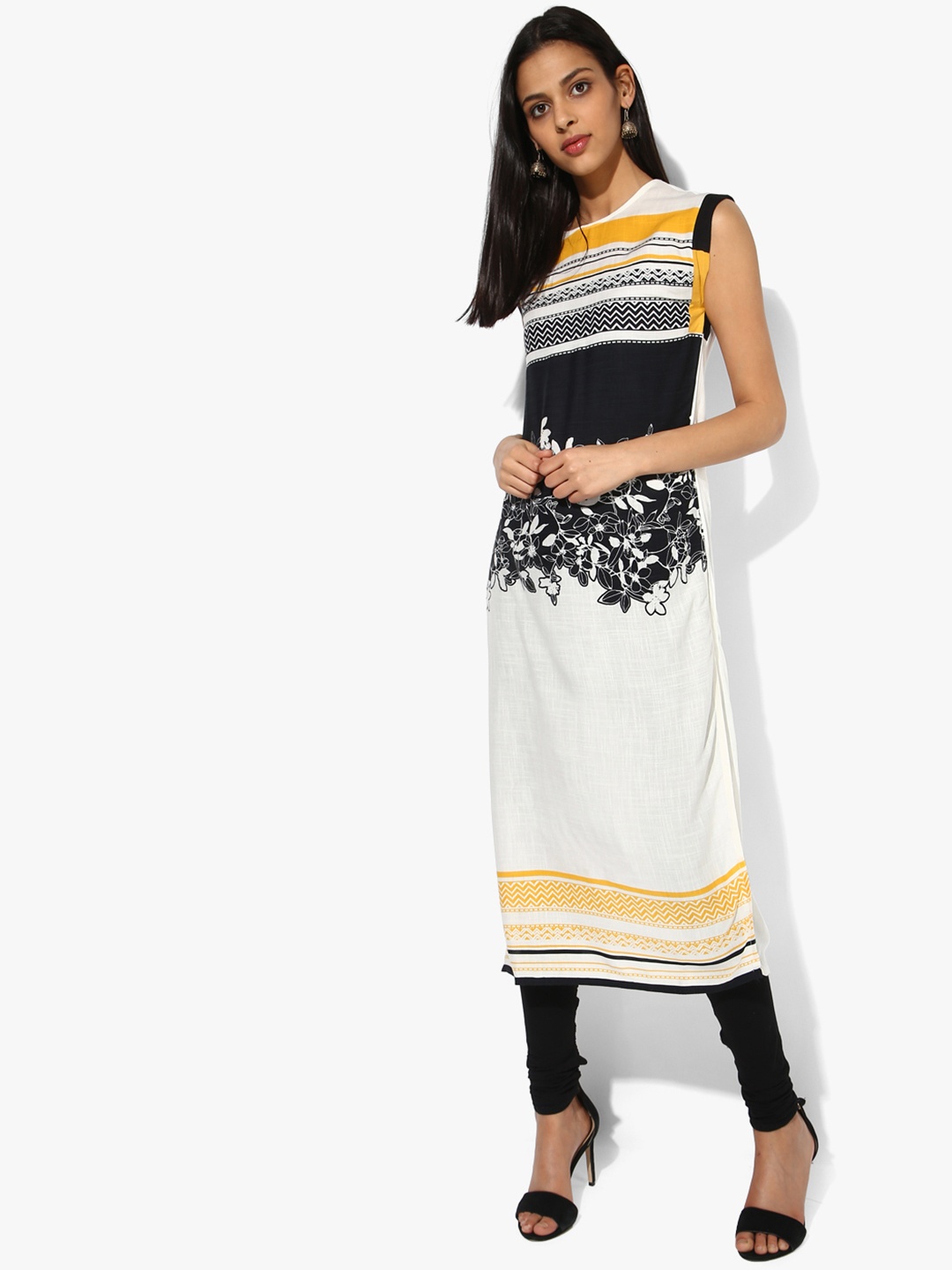 

RANGMANCH BY PANTALOONS Women Floral Printed Kurta, Off white