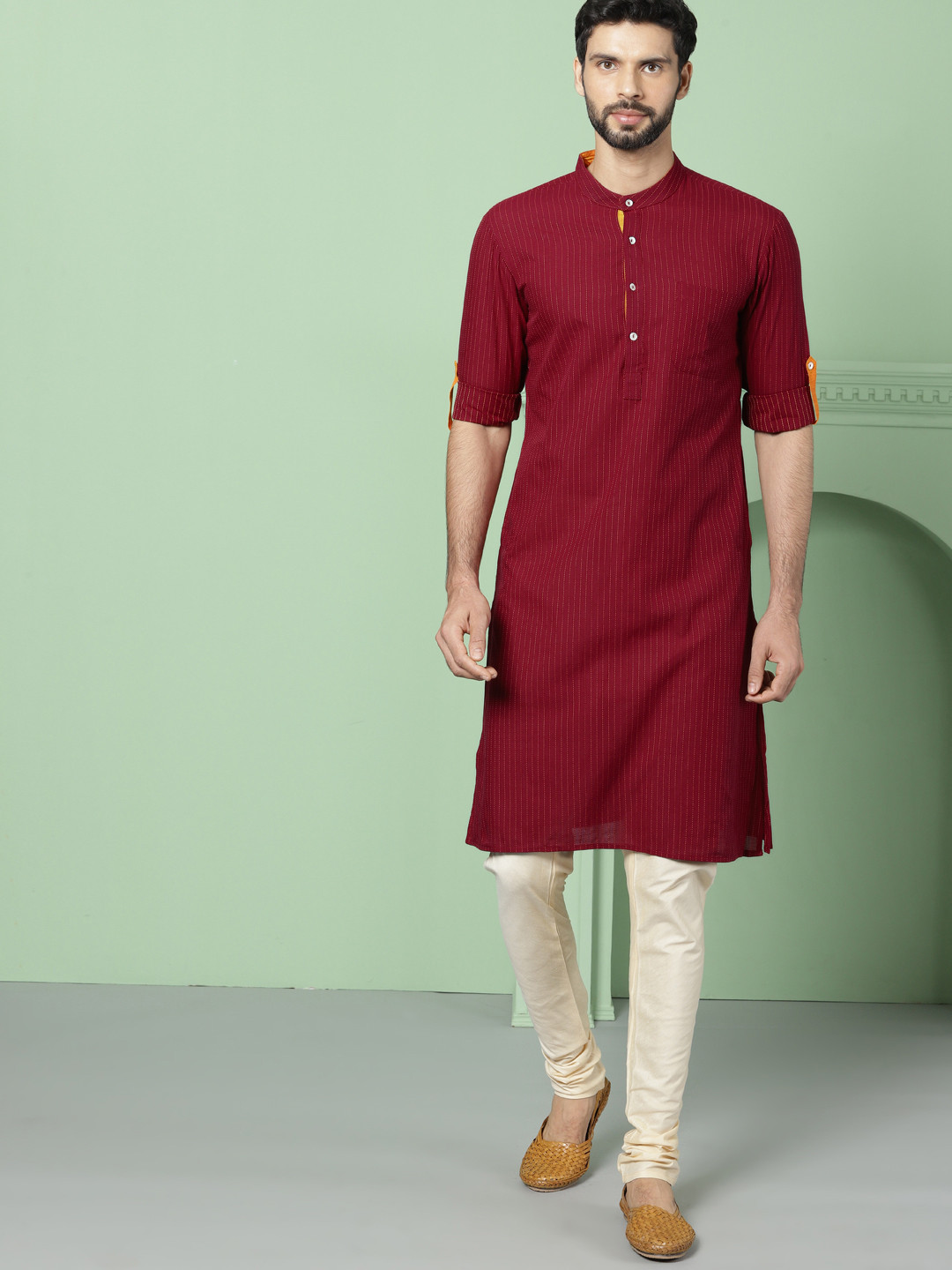 

House of Pataudi Men Maroon Striped Straight Kurta