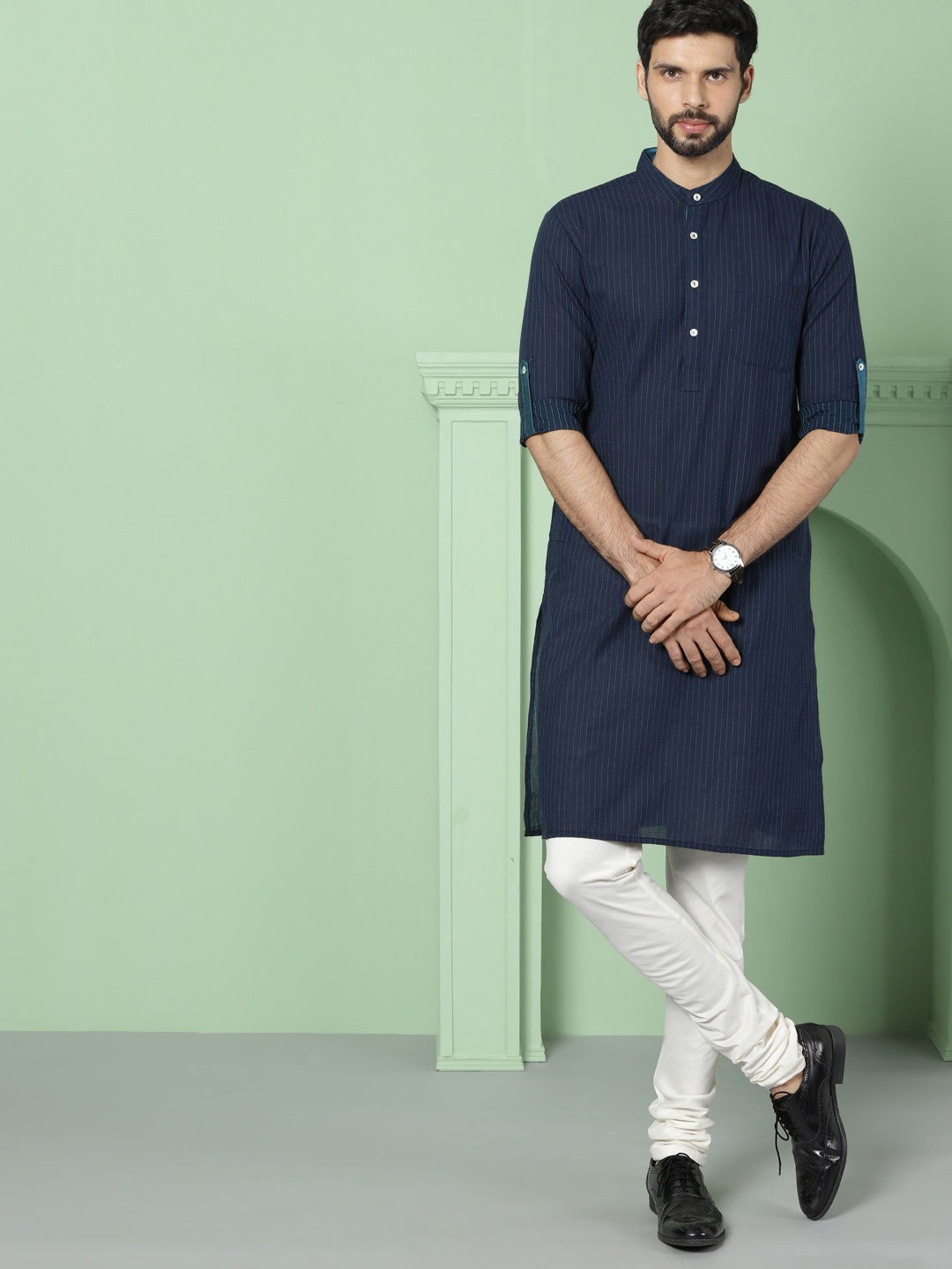 

House of Pataudi Men Navy Blue Striped Straight Kurta