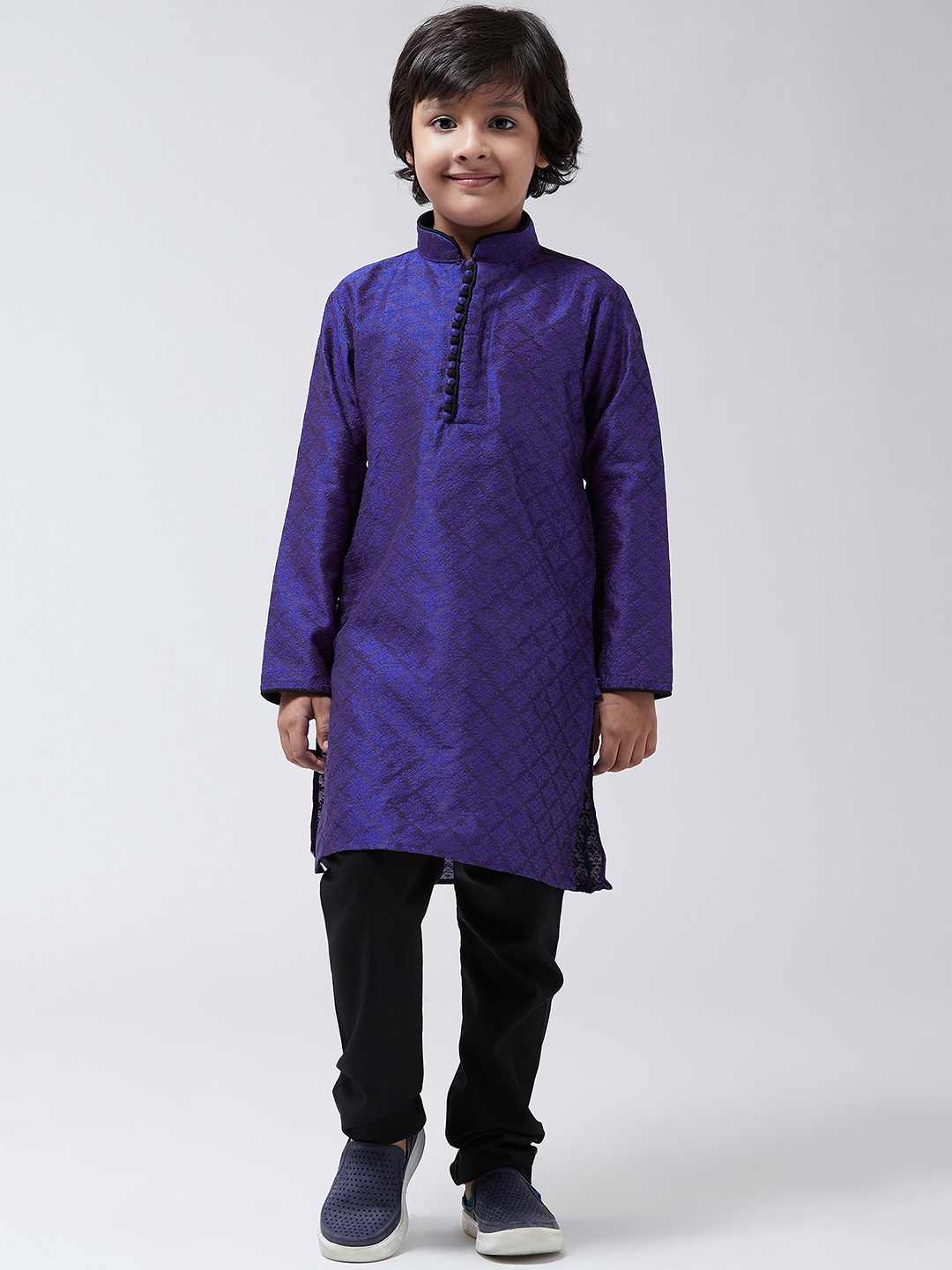 

SOJANYA Boys Blue & Black Self Design Kurta with Churidar